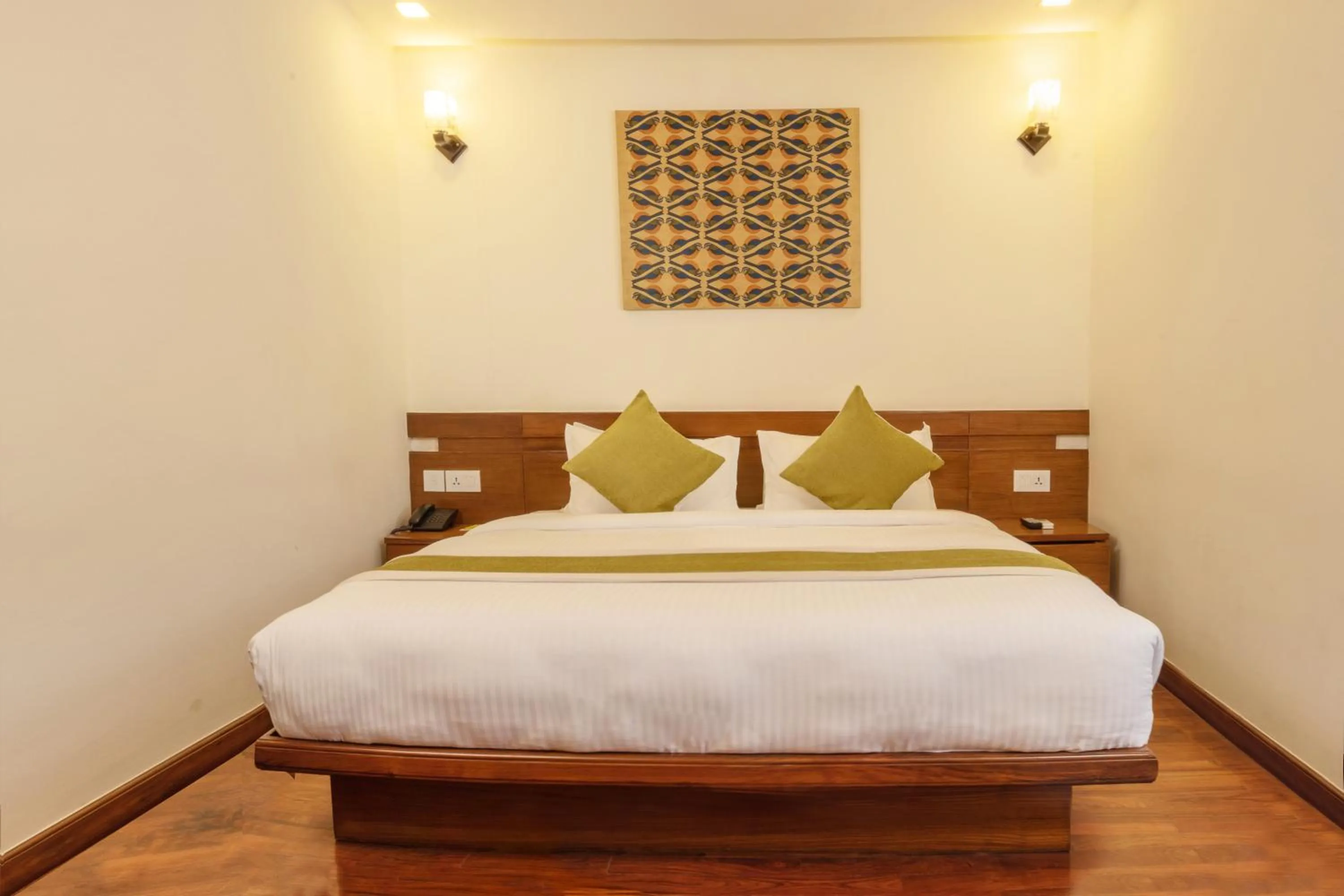 Deluxe King Room - single occupancy in Timber House by Tara Group
