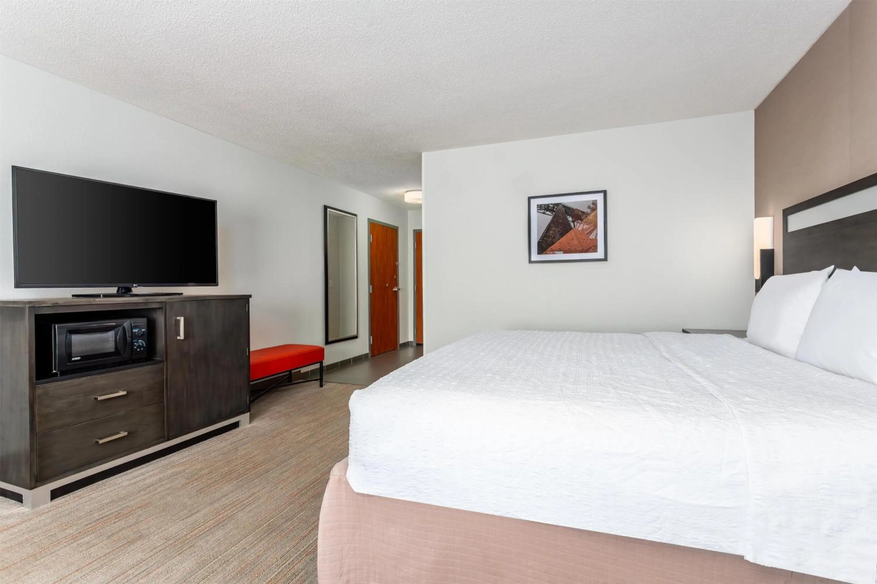 King Room - Mobility Access/Non-Smoking in Hampton Inn Akron-South