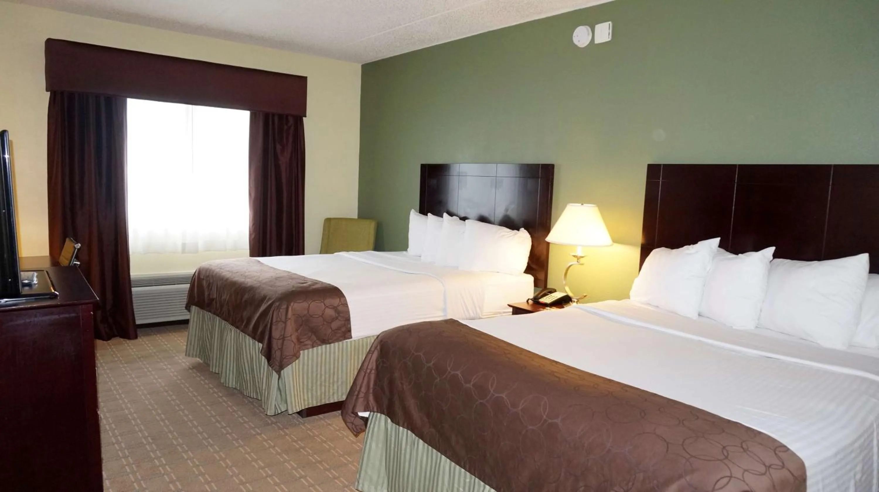 Queen Room with Two Queen Beds in Best Western Airport Inn & Suites Cleveland