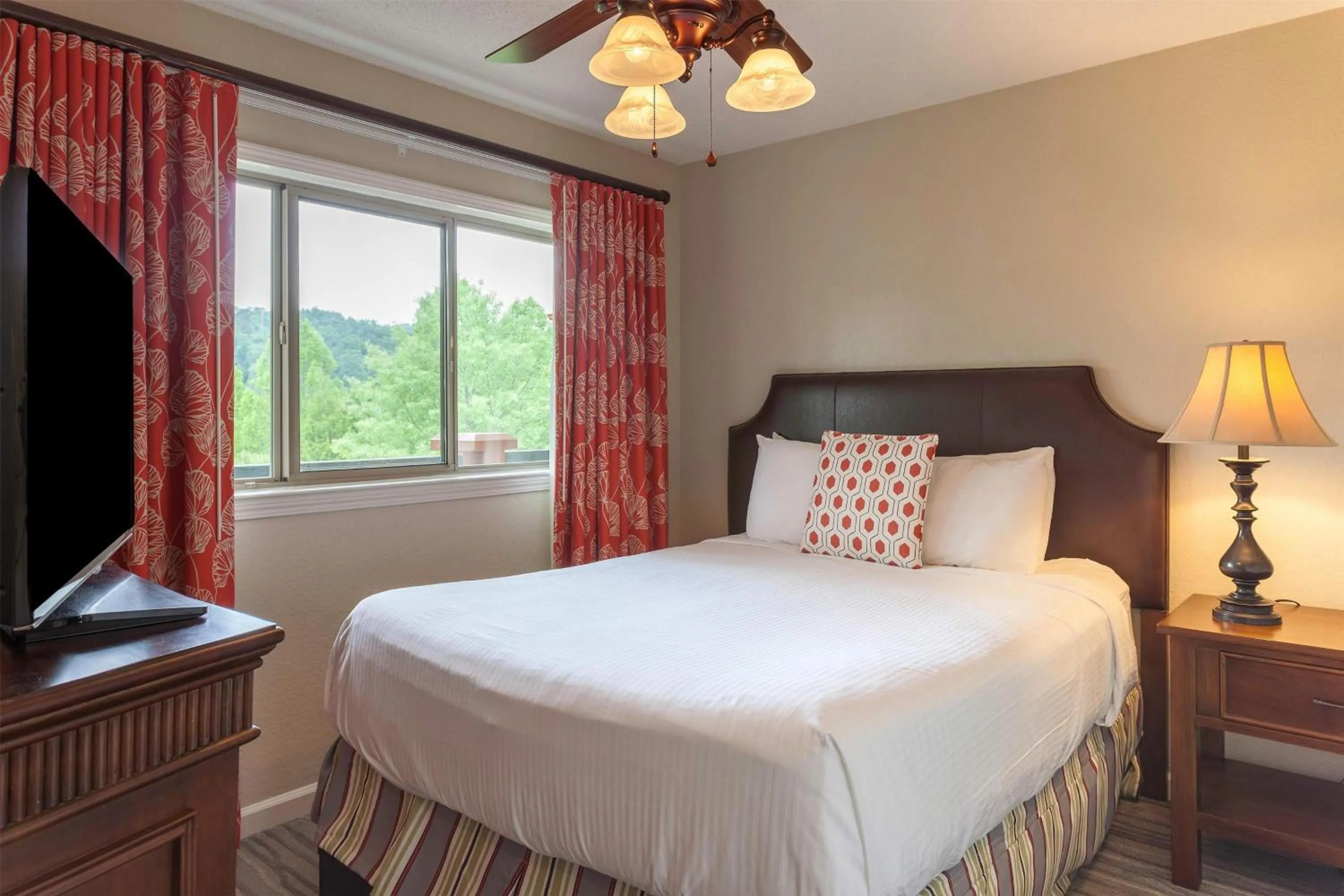 Two-Bedroom Suite with One King, One Queen Bed or Two King Beds and Balcony in Hilton Vacation Club MountainLoft Gatlinburg