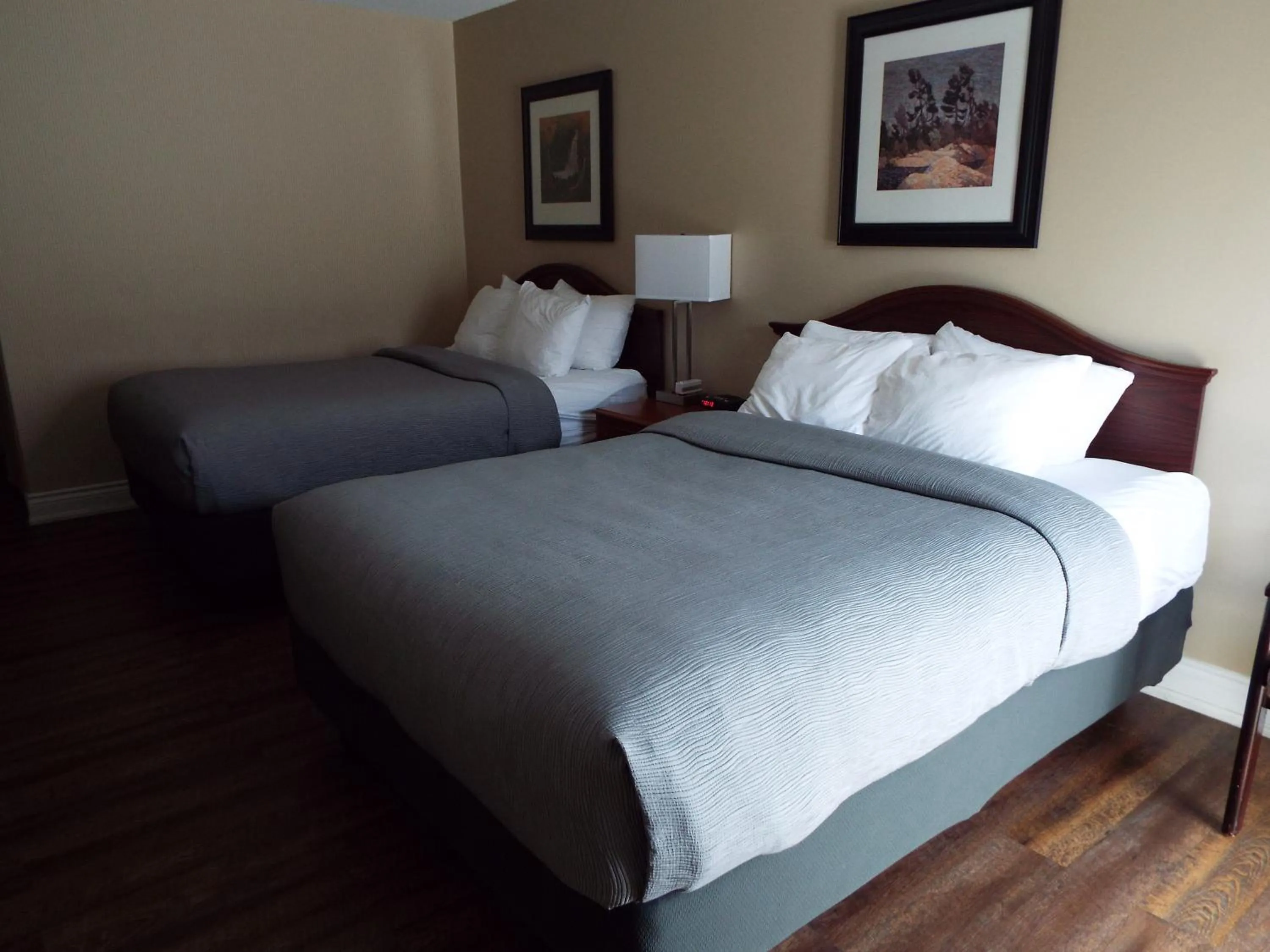 Double Room with Two Double Beds - Non-Smoking in Quality Inn