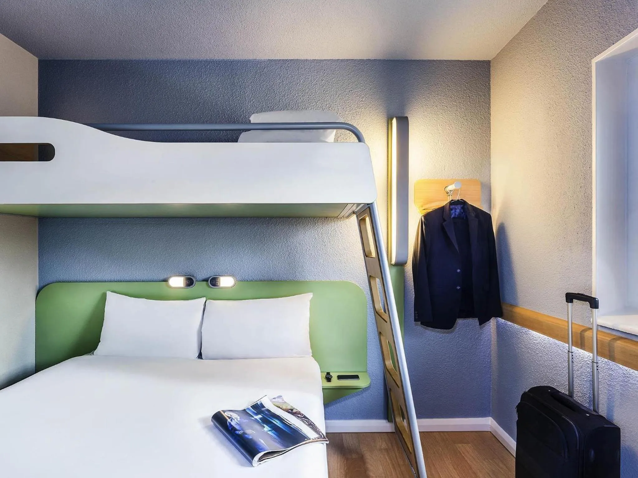 Triple Room in Ibis Budget Cergy St Christophe