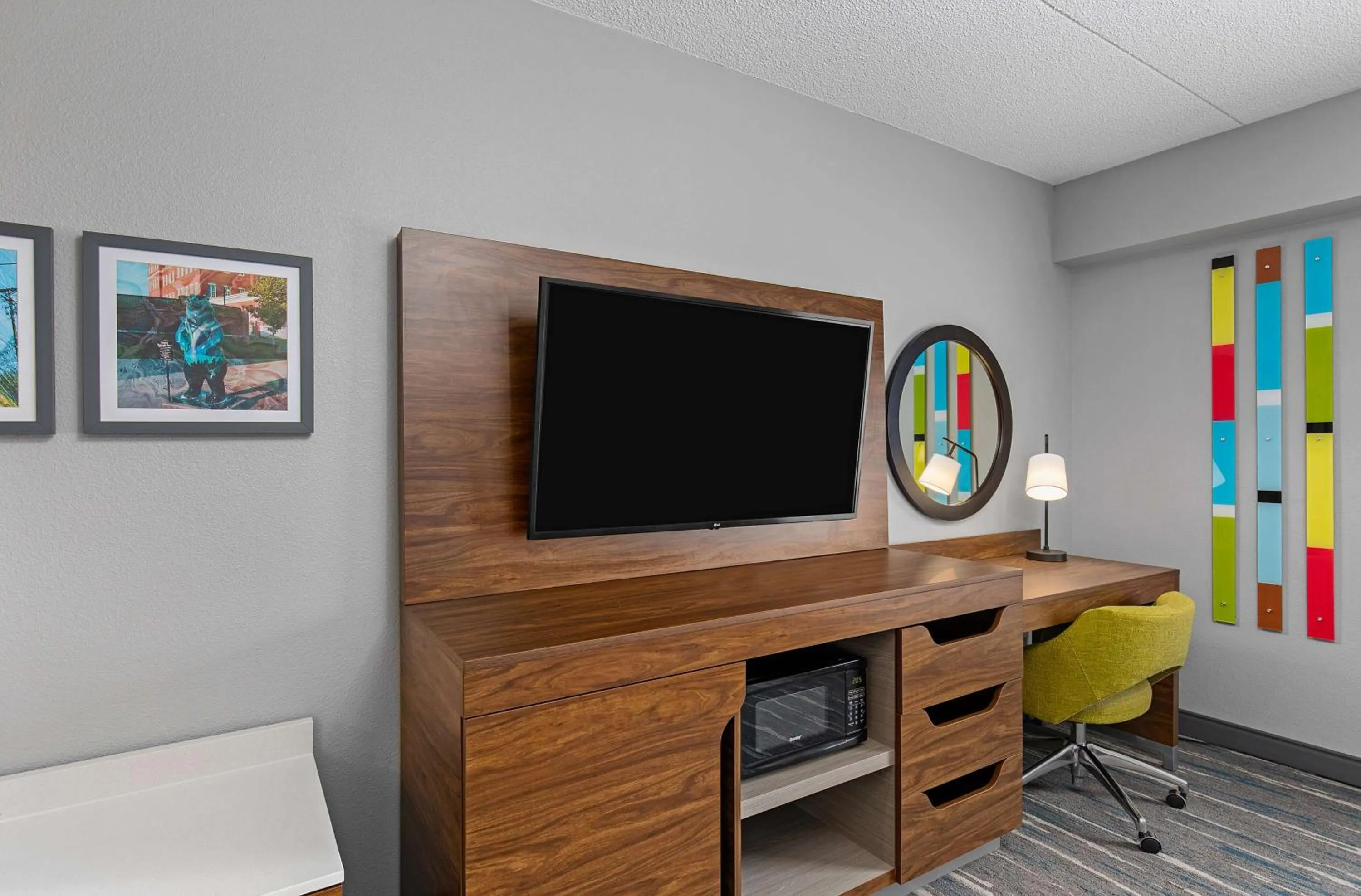 King Room with King Bed - Non-Smoking in Hampton Inn Pikeville