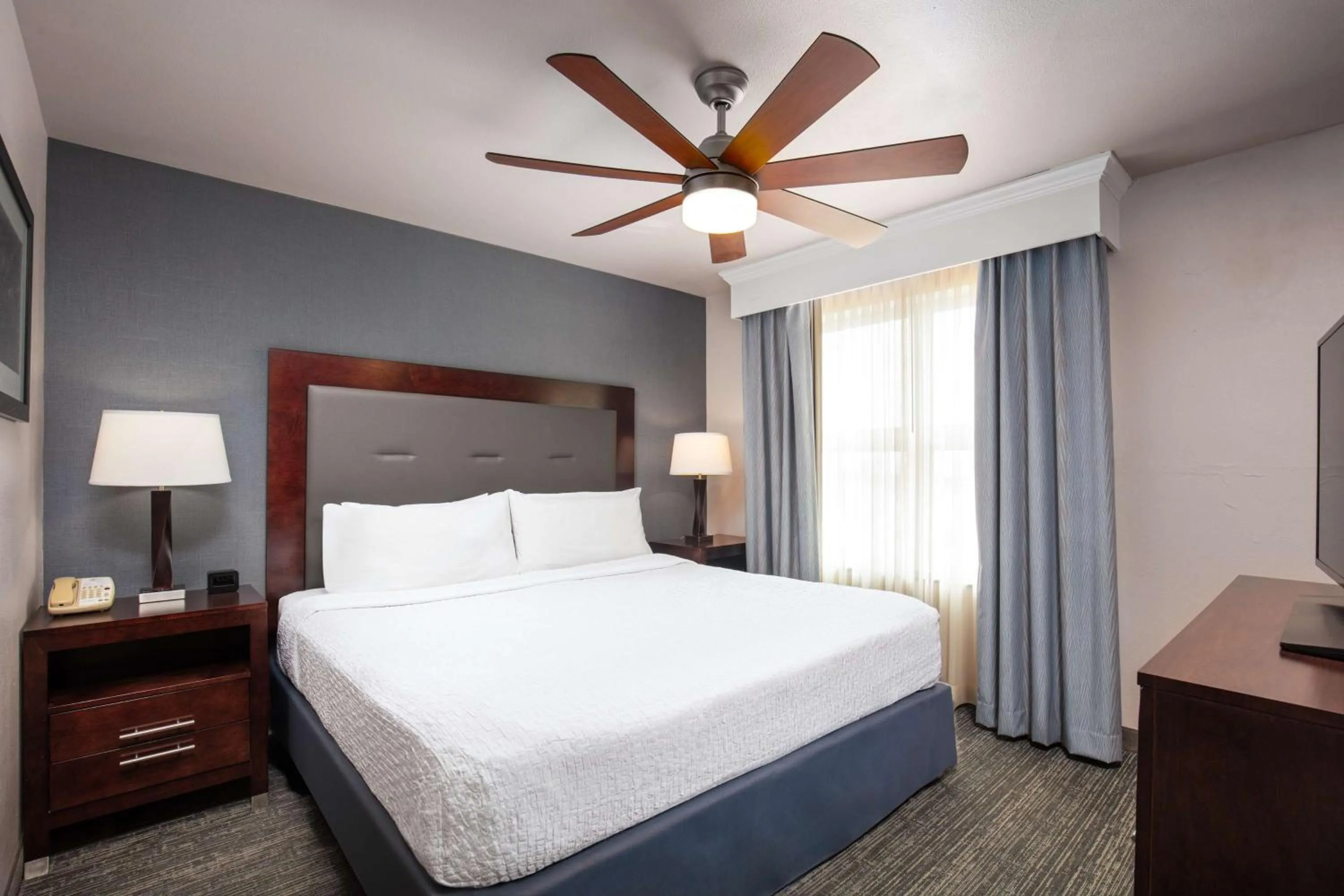 King Suite - Hearing Access/Non-Smoking in Homewood Suites by Hilton Fairfield-Napa Valley Area