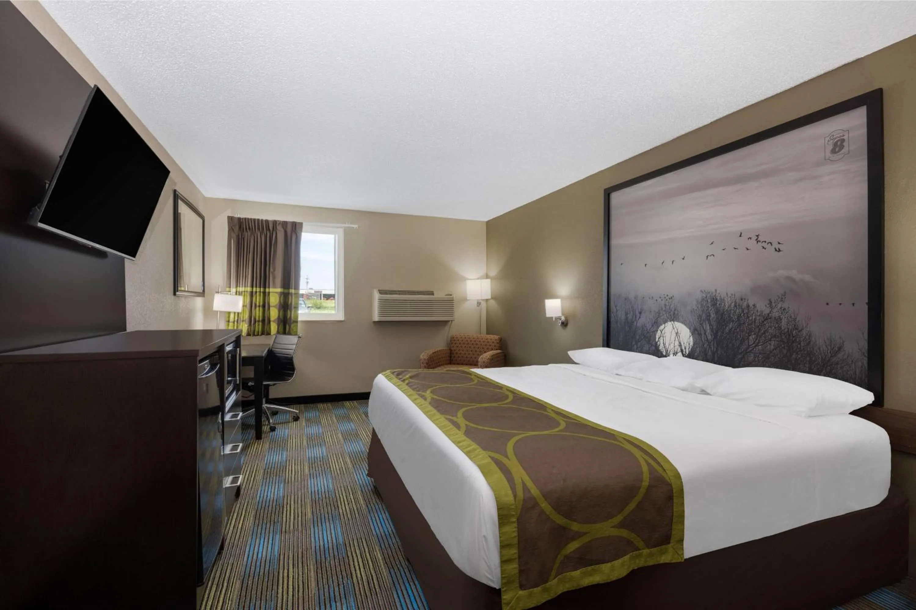 King Room - single occupancy - Non-Smoking in The Inn&suites SW Omaha