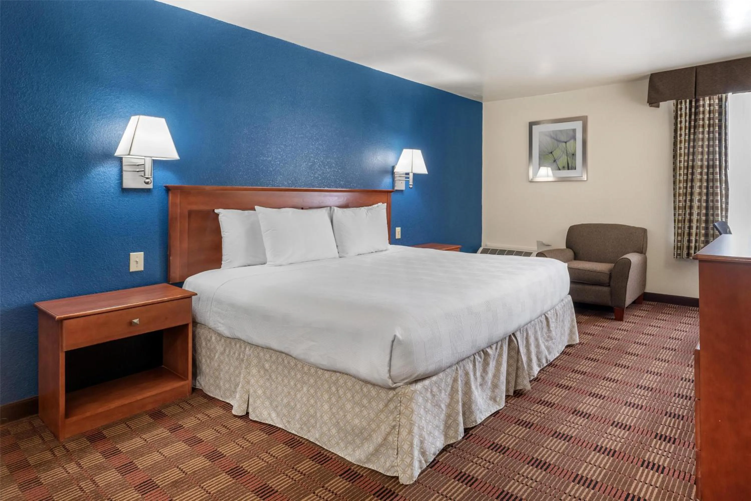 King Room - Non-Smoking in SureStay Hotel by Best Western East Brunswick