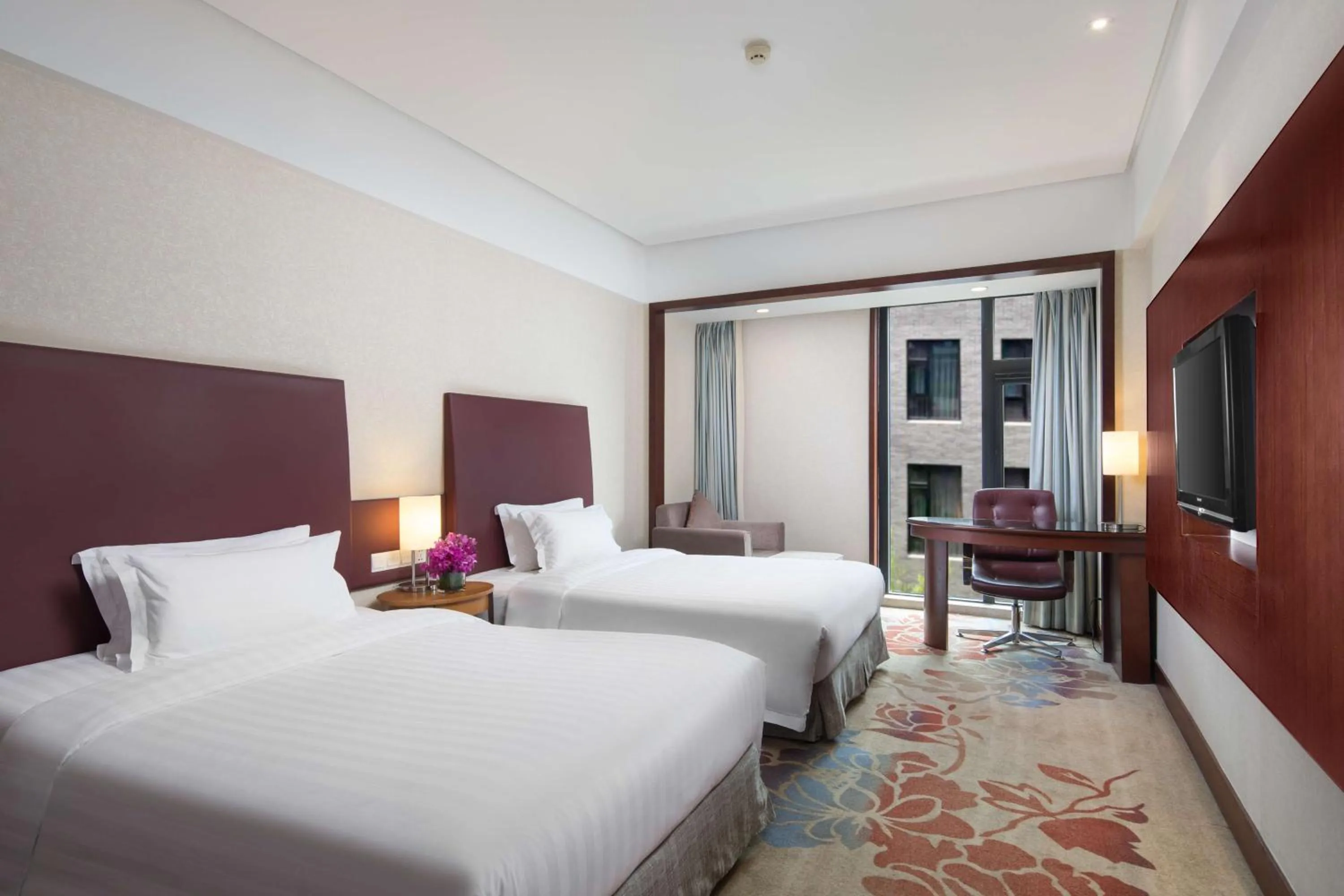 Superior Twin Room - Non-Smoking in Ramada by Wyndham Beijing Airport
