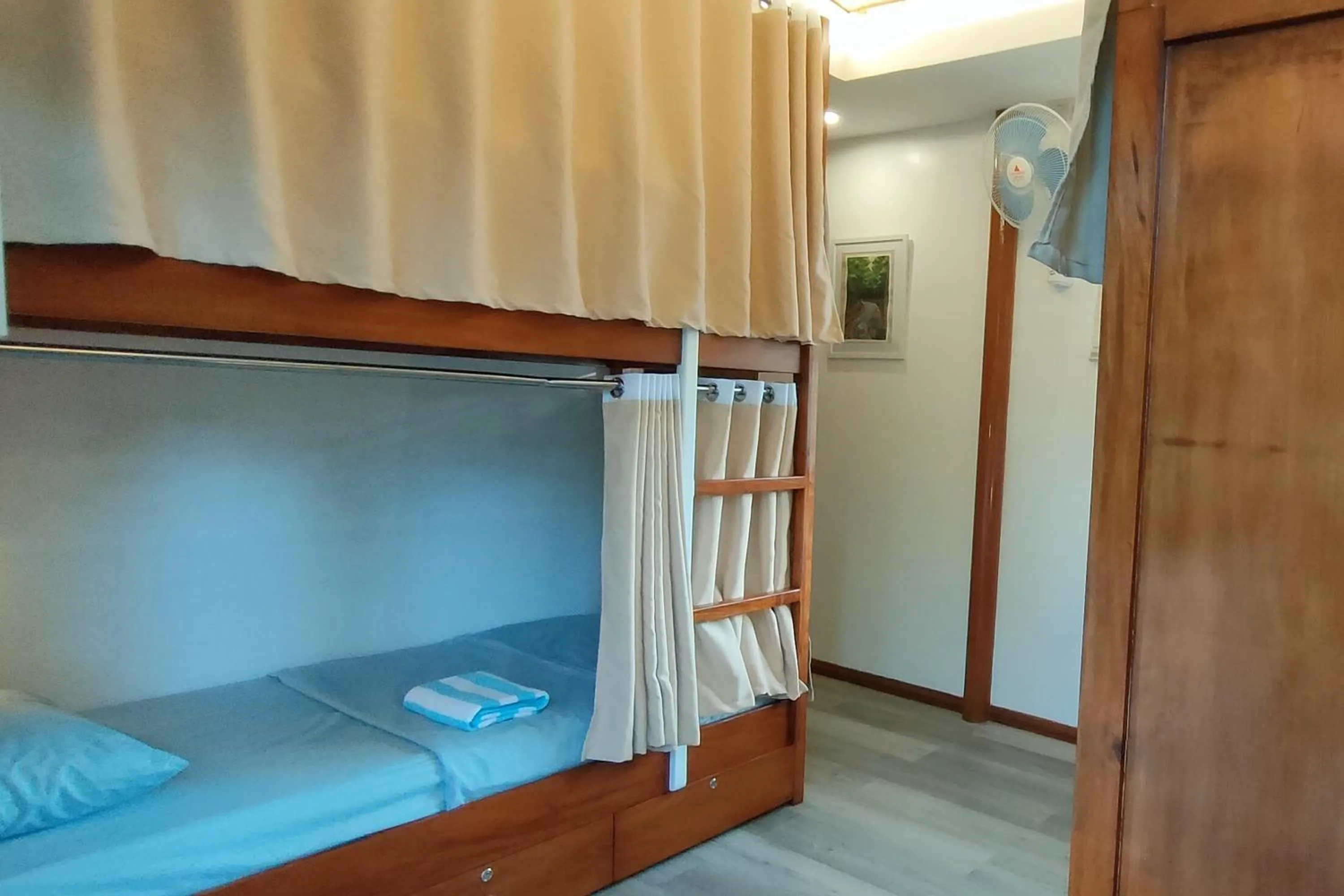 Bed in 4-Bed Male Dormitory Room in Intoy's Place Panglao near Beach