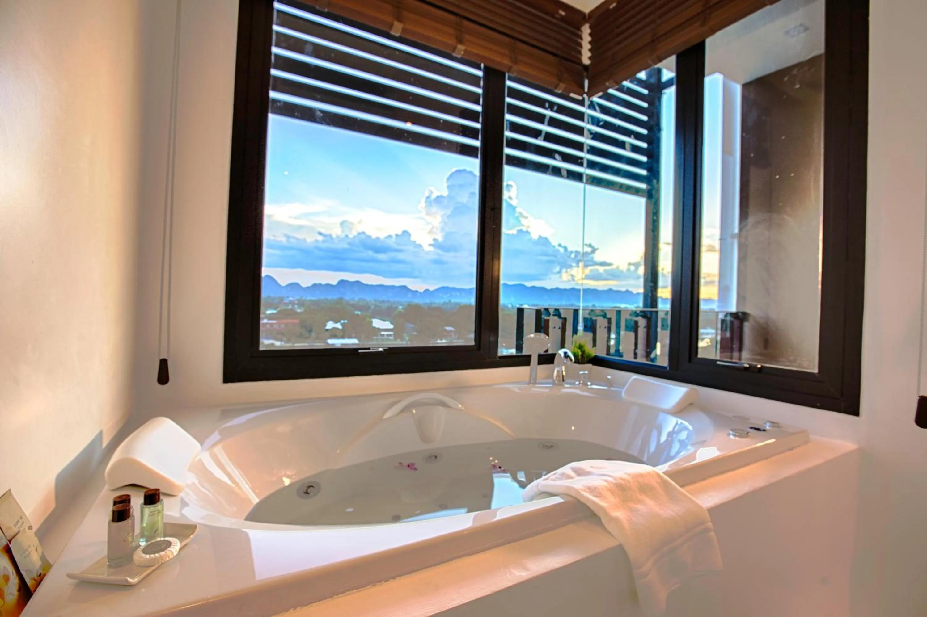 Deluxe Double or Twin Room with River View in Natee The Riverfront Hotel Kanchanaburi