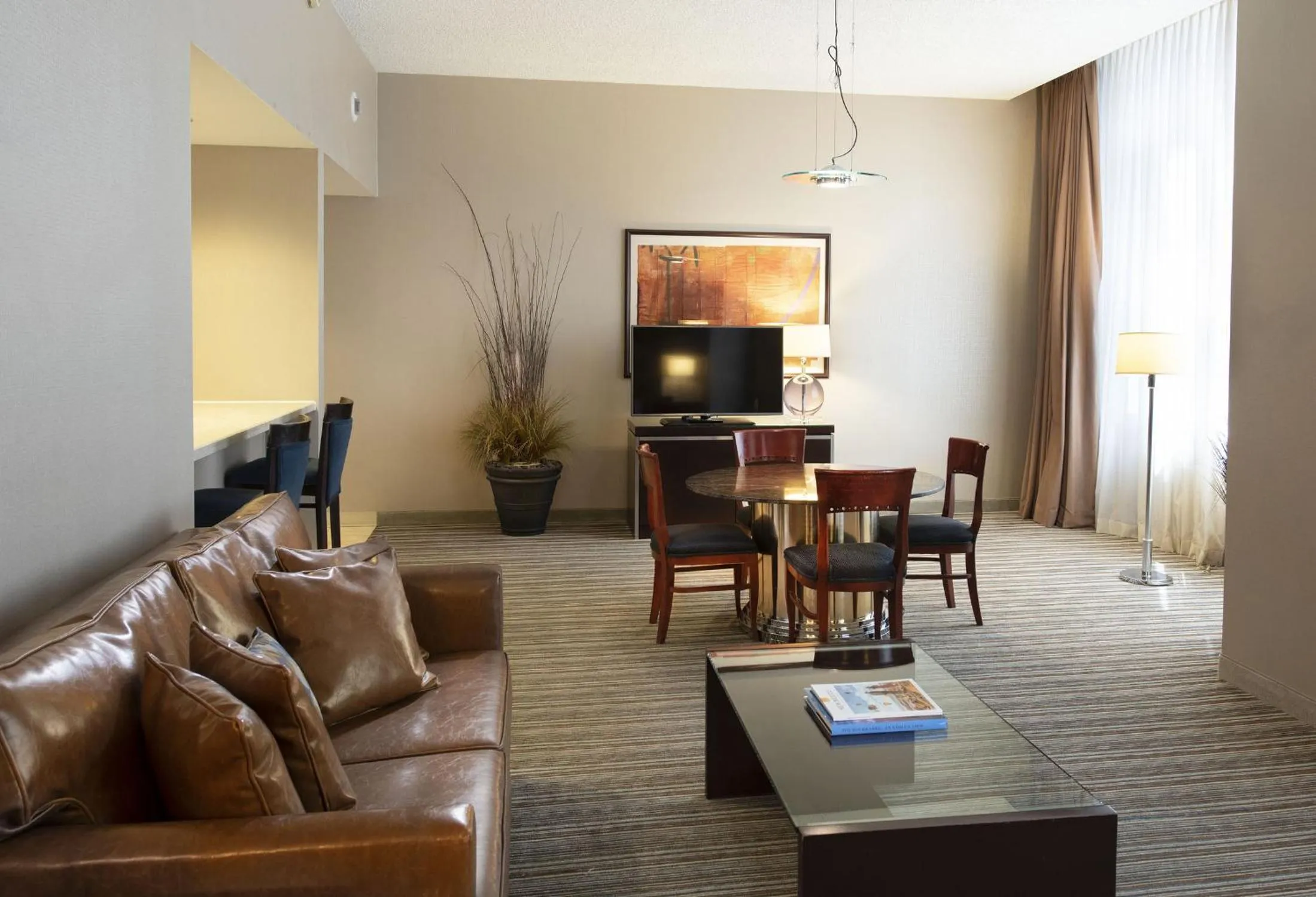 Hospitality Suite in The Clyde Hotel