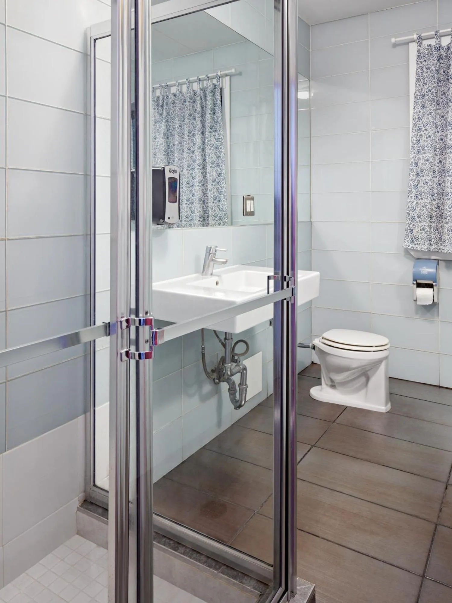 Single Bed in 2-Bed Dormitory Room with Shared Bathroom in Central Park West Hostel