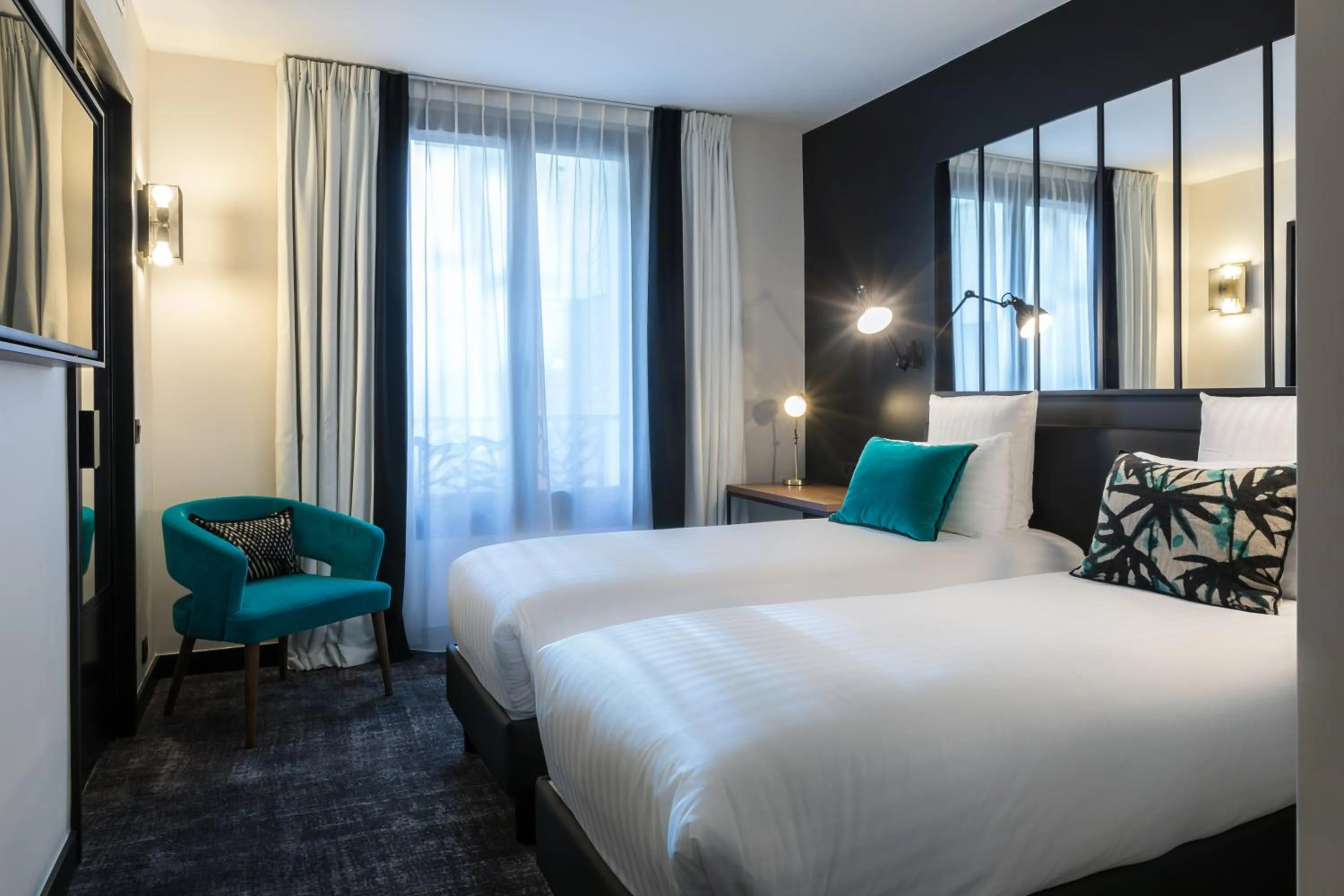 Standard Double or Twin Room in Laz' Hotel Spa Urbain Paris