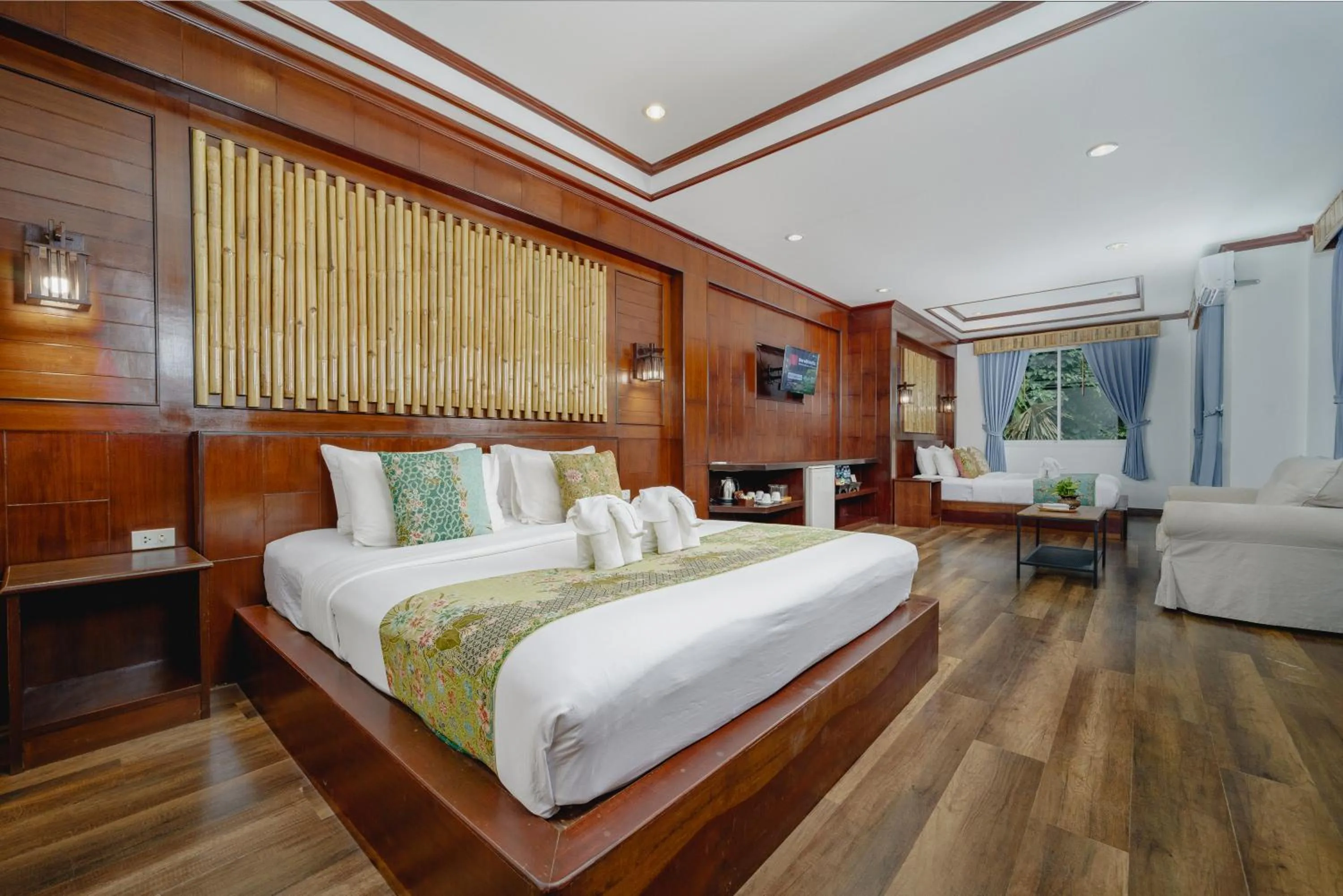 Family Room- Free Beach Shuttle in Railay Phutawan Resort