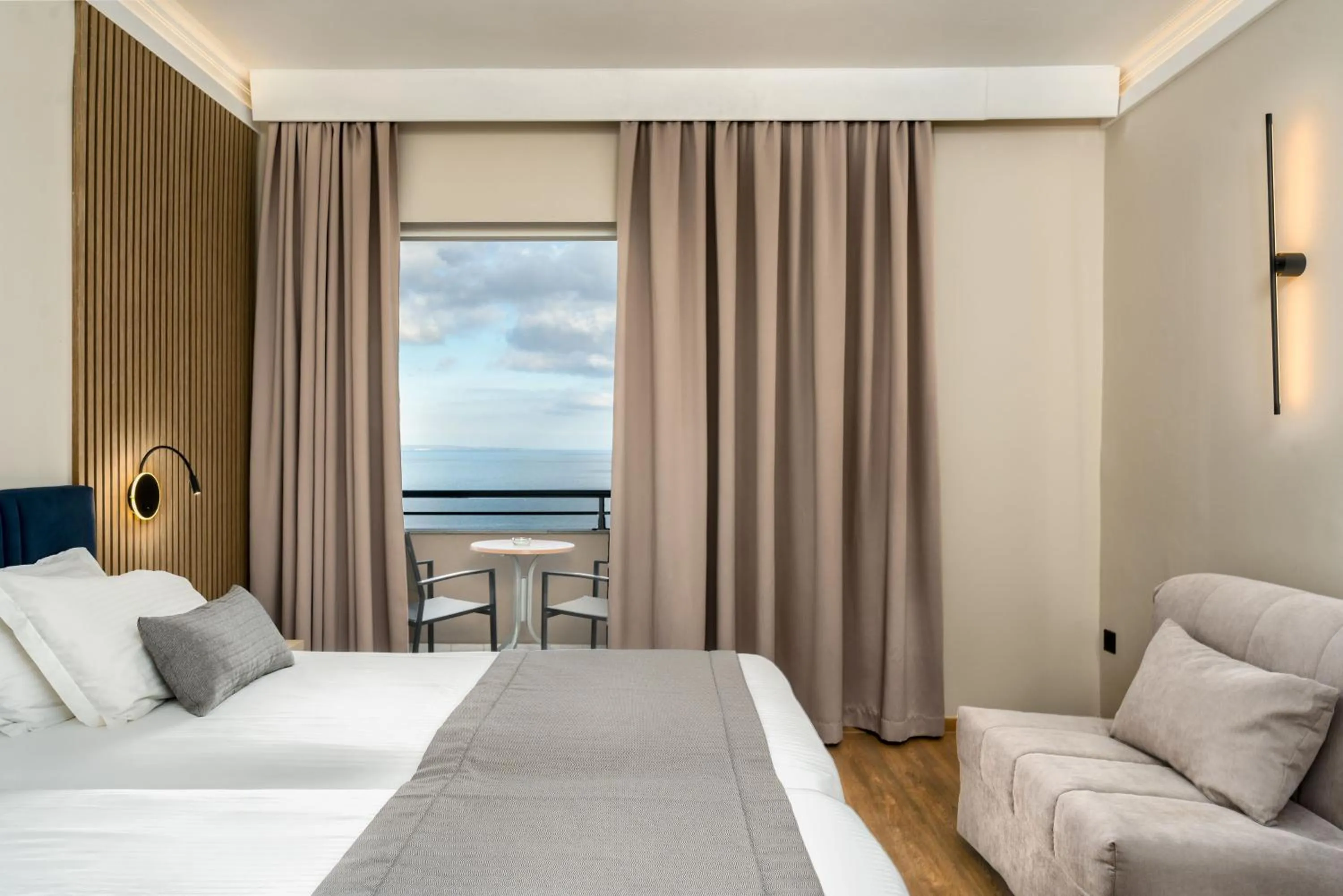 Twin Room with Sea View in Palatino Hotel