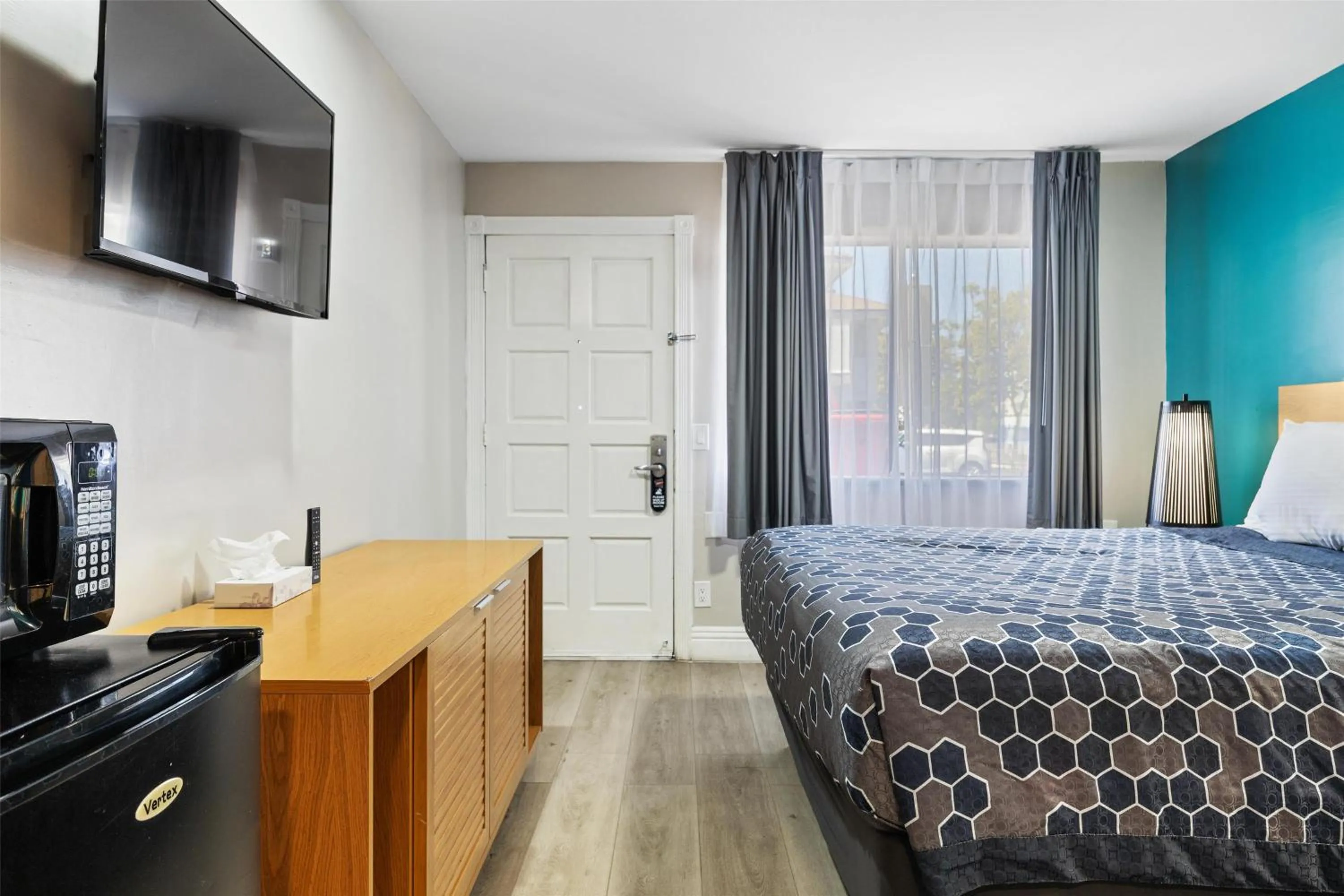 1 King Bed - Disability Access in Signature Inn San Jose