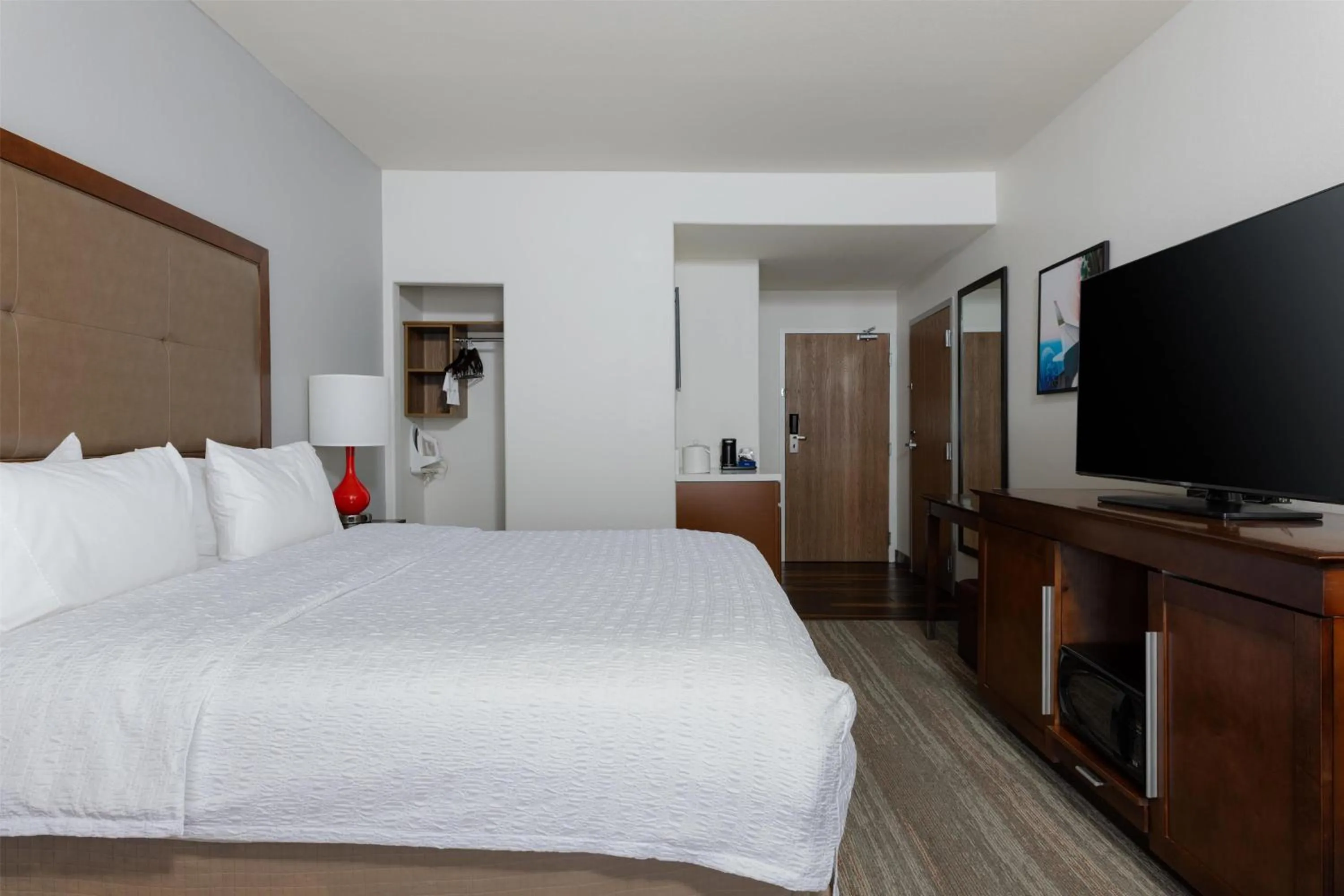 Premium King Room - Non-Smoking in Hampton Inn & Suites Palmdale