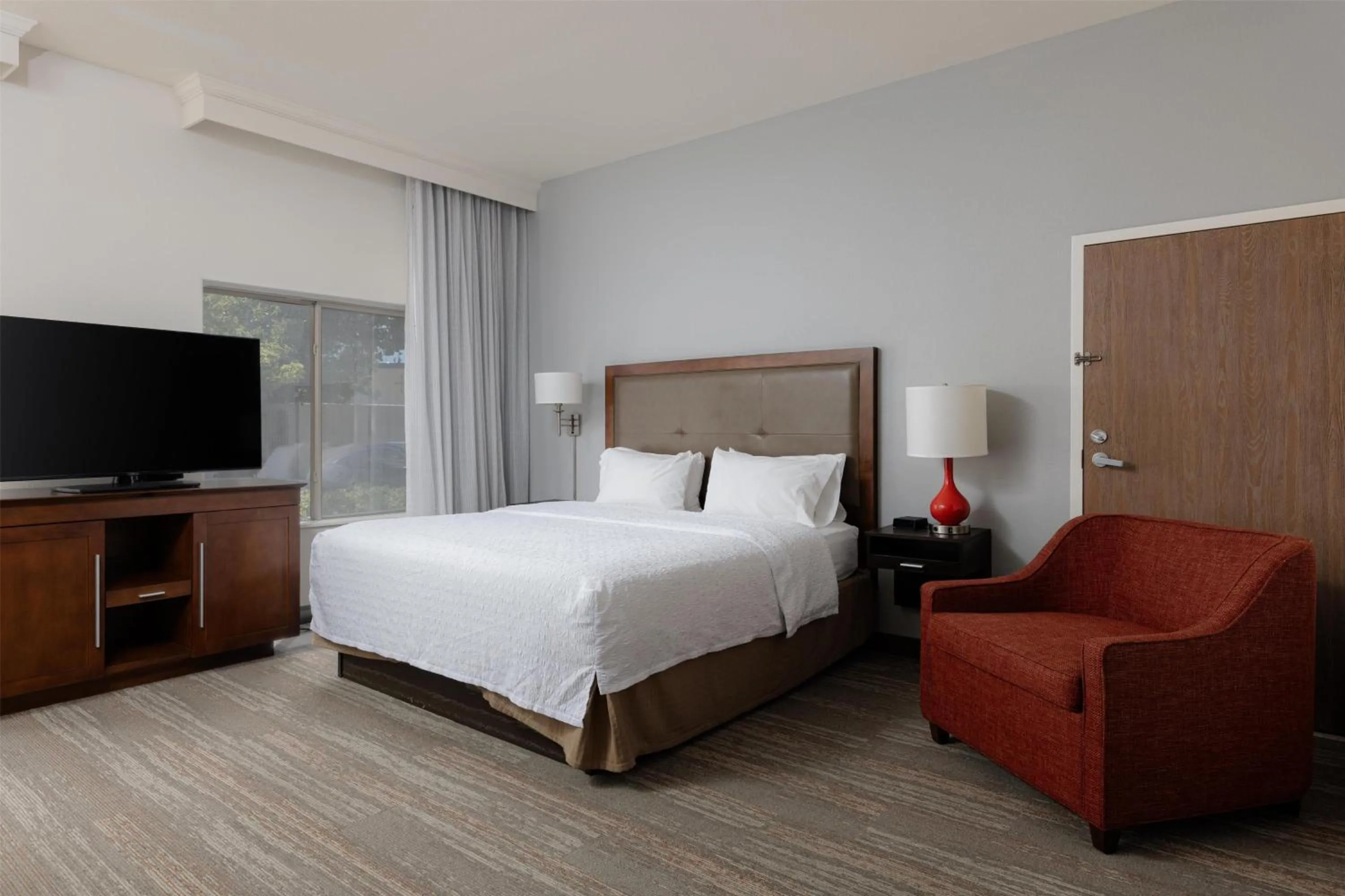 King Studio - Mobility and Hearing Access/Non-Smoking in Hampton Inn & Suites Palmdale