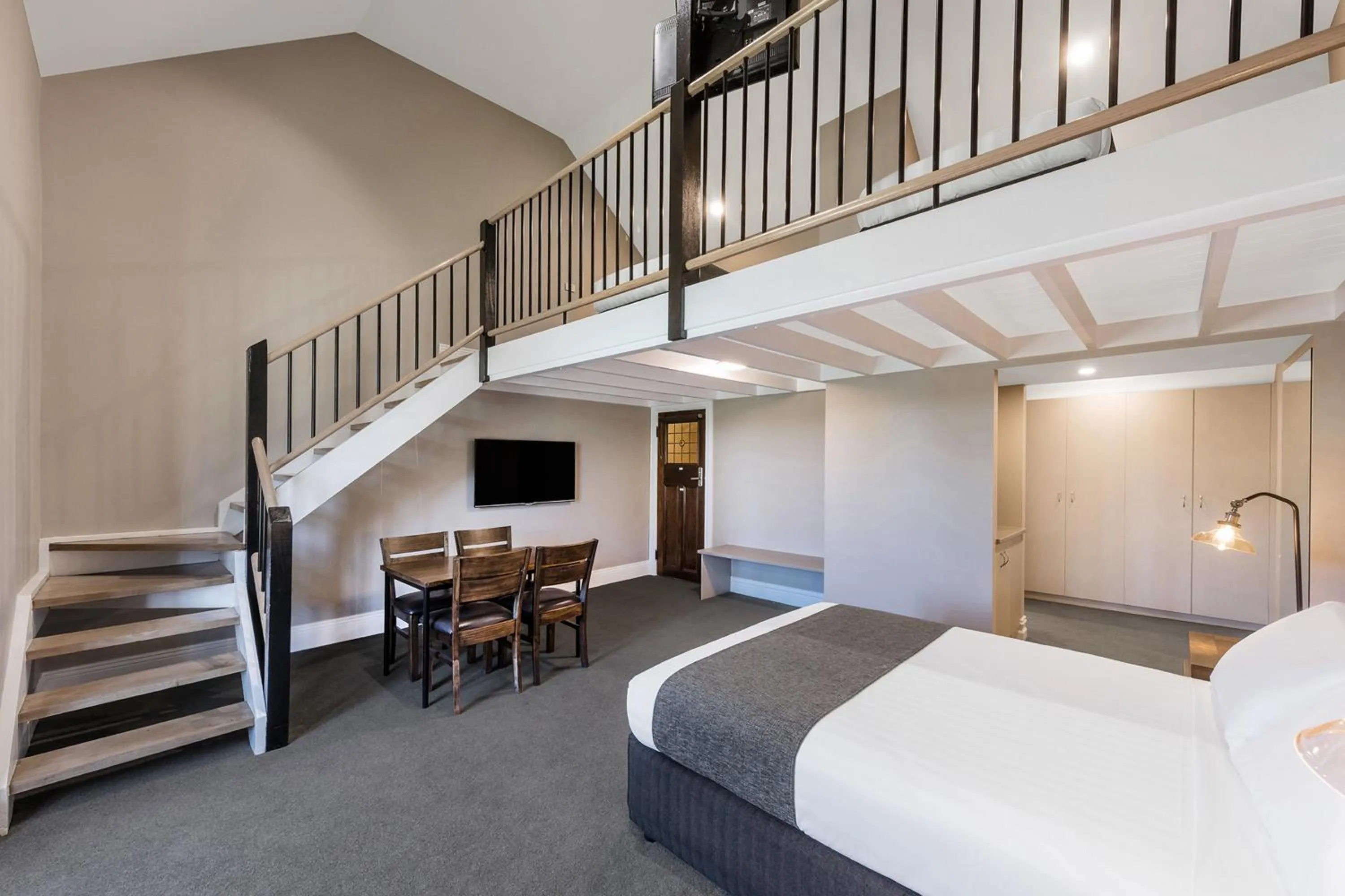 Heritage Family Room in Best Western Olde Maritime Motor Inn