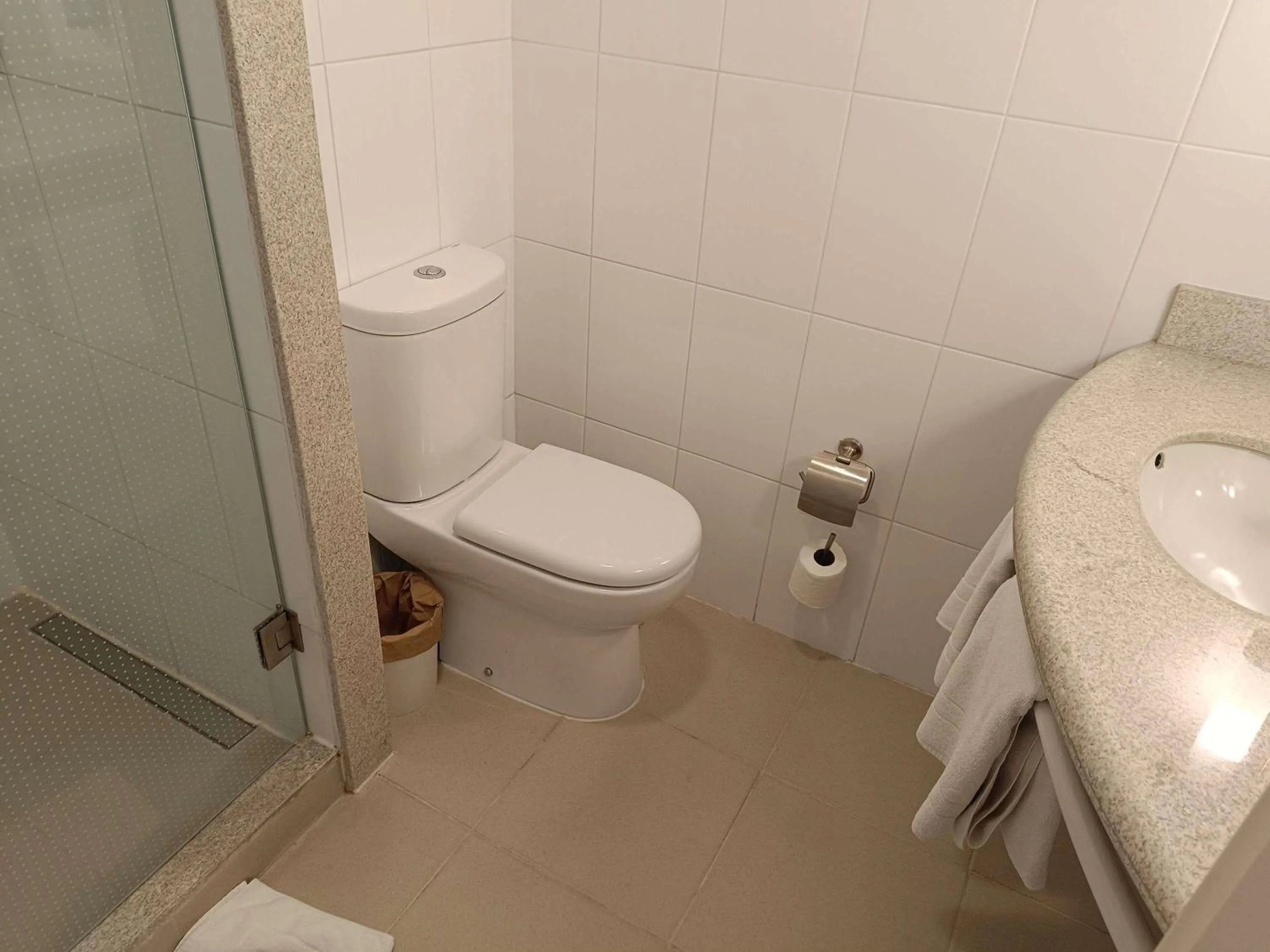 Standard Double Room with Child Bed in ibis Puerto Montt