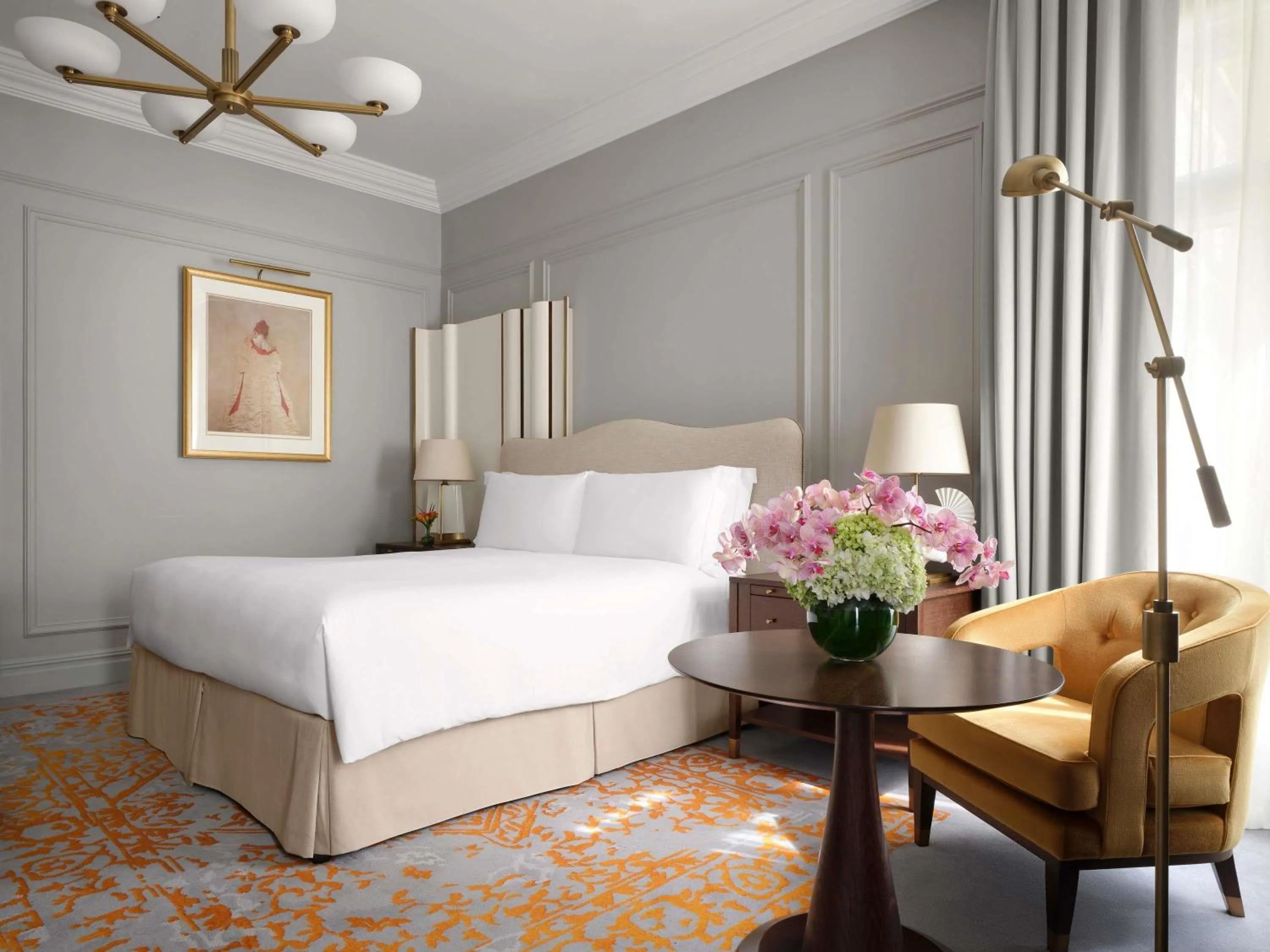 Deluxe King Room in The Savoy