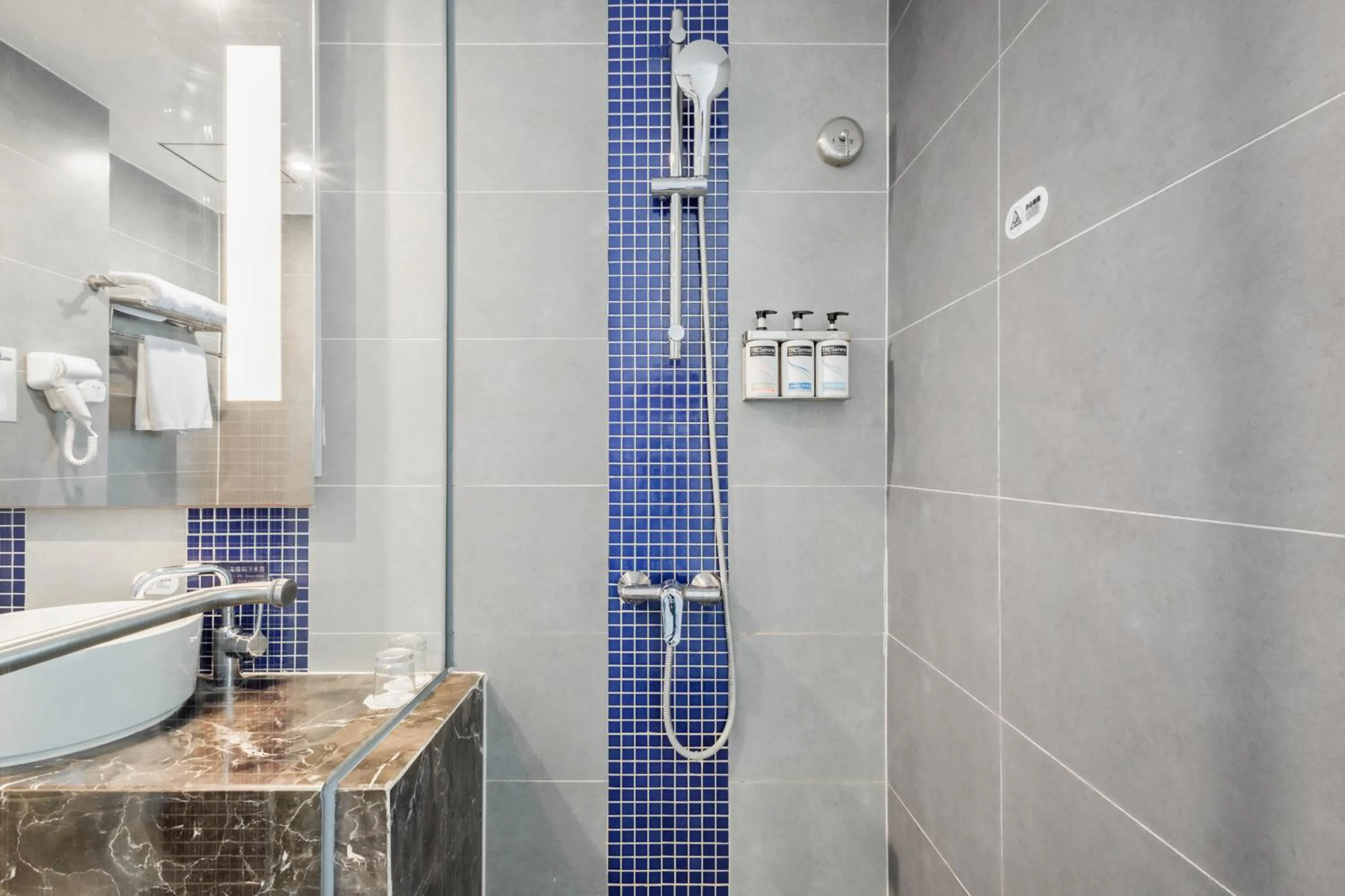 Standard Twin Room in Holiday Inn Express Zhangye, an IHG Hotel