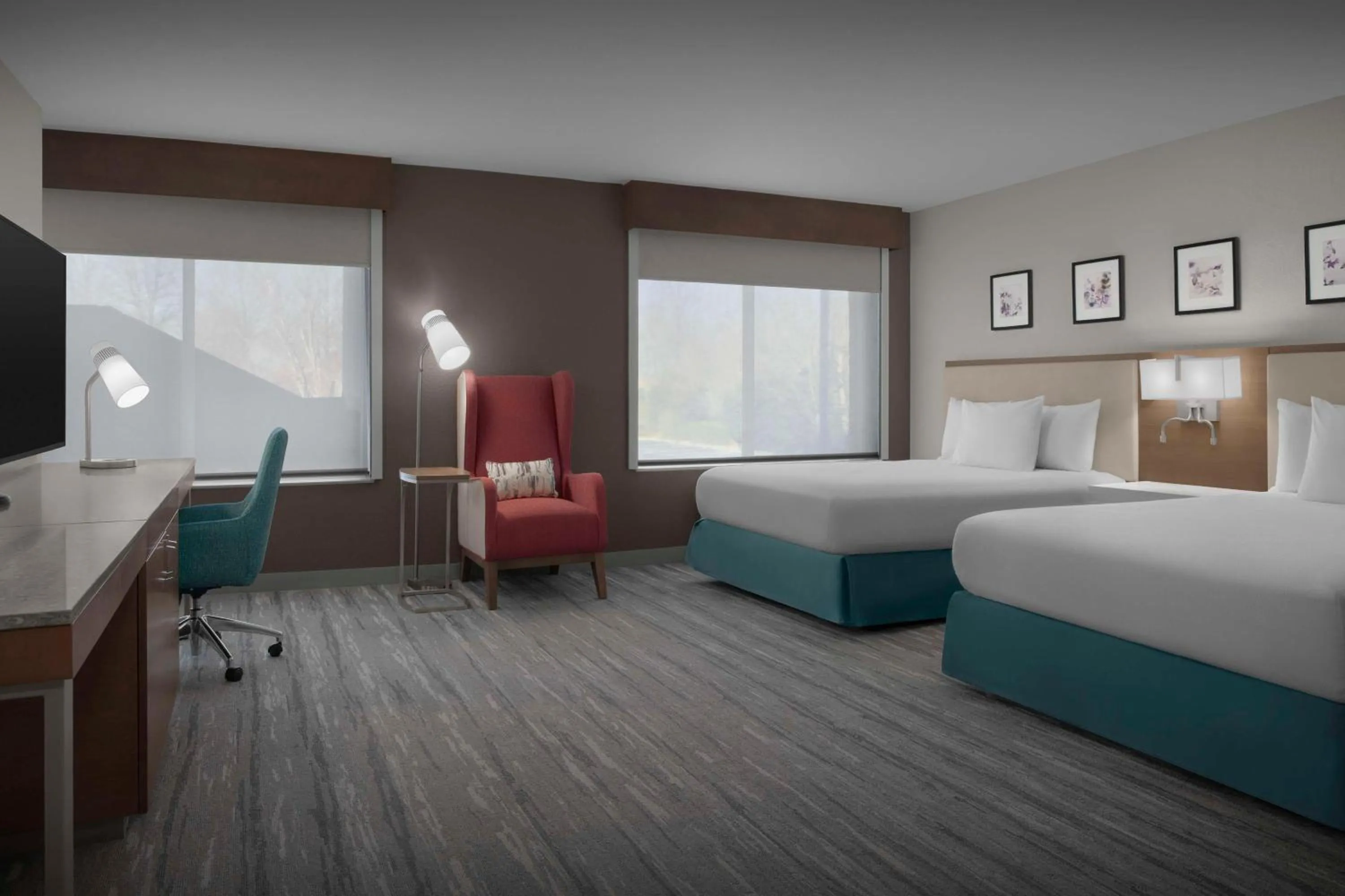 Queen Room with Two Queen Beds and Accessible Tub - Mobility Access in Hilton Garden Inn Atlanta North/Johns Creek