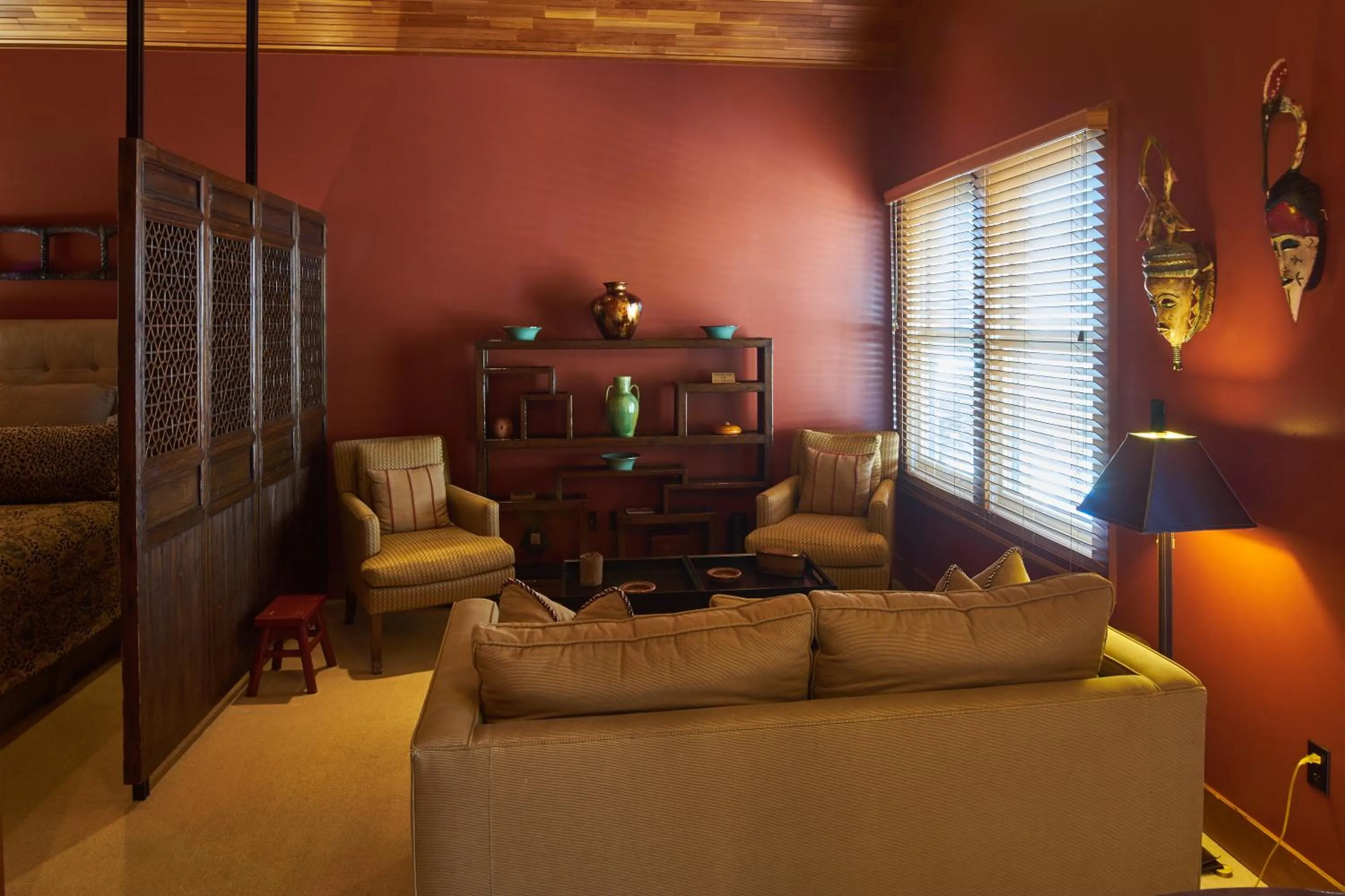 Deluxe King Suite in Hotel Mac