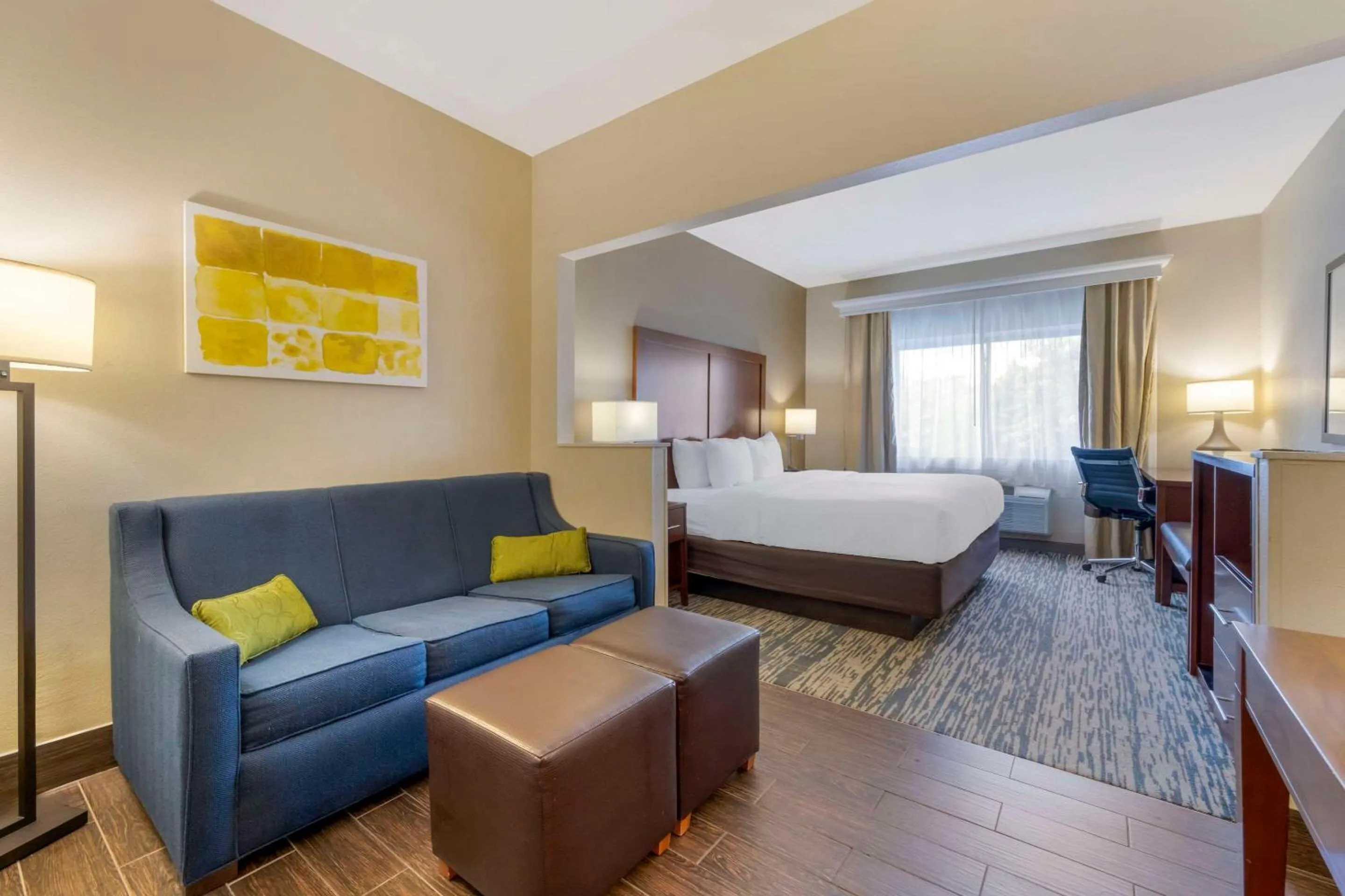 King Suite - Non-Smoking in Comfort Suites Keeneland