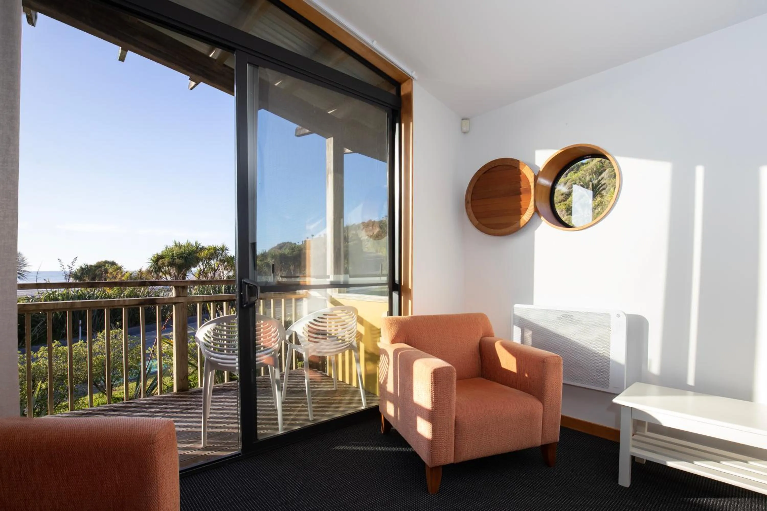 Rainforest Room – Balcony in Scenic Hotel Punakaiki