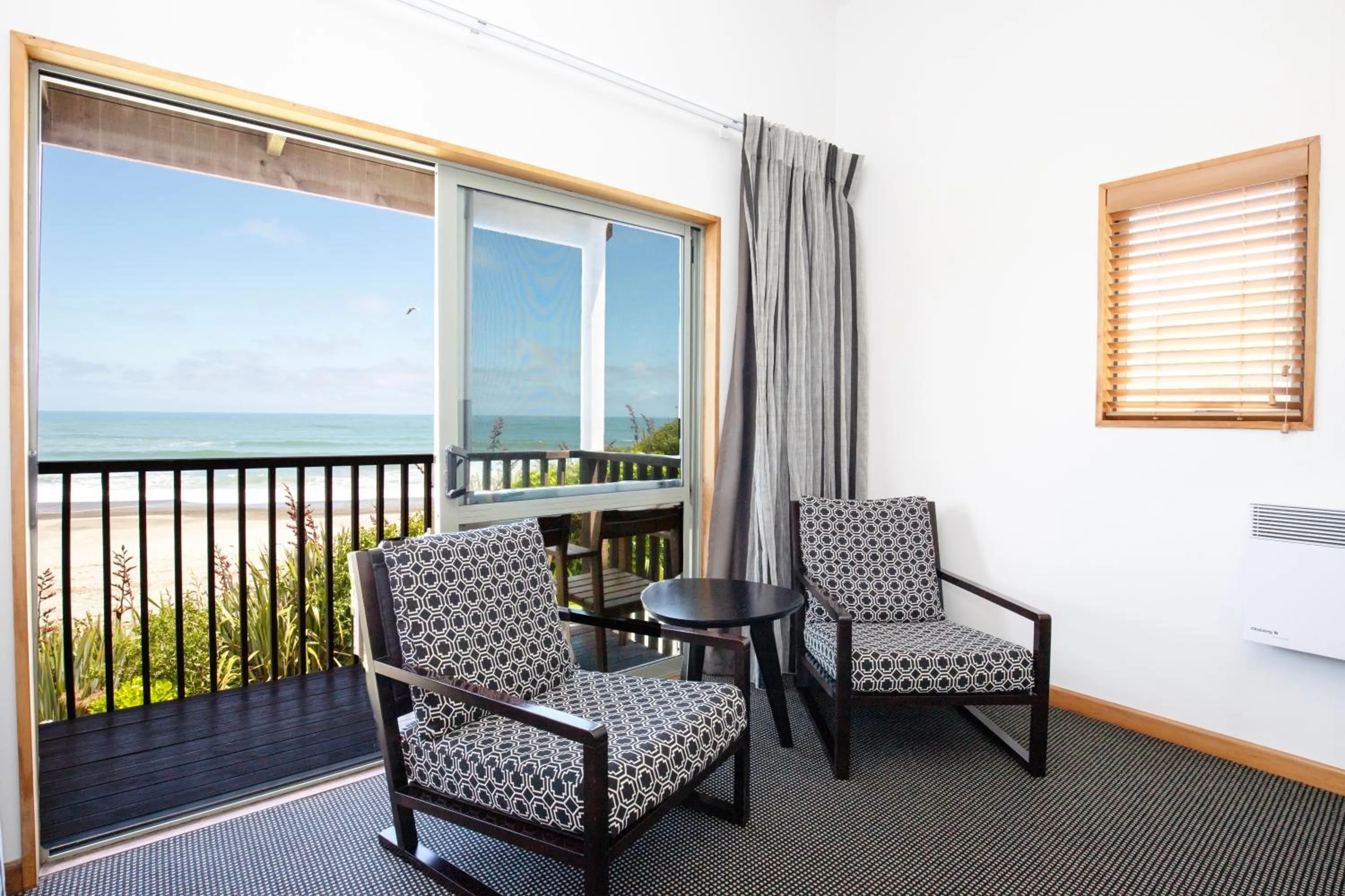 Grand Ocean View Room – Balcony in Scenic Hotel Punakaiki