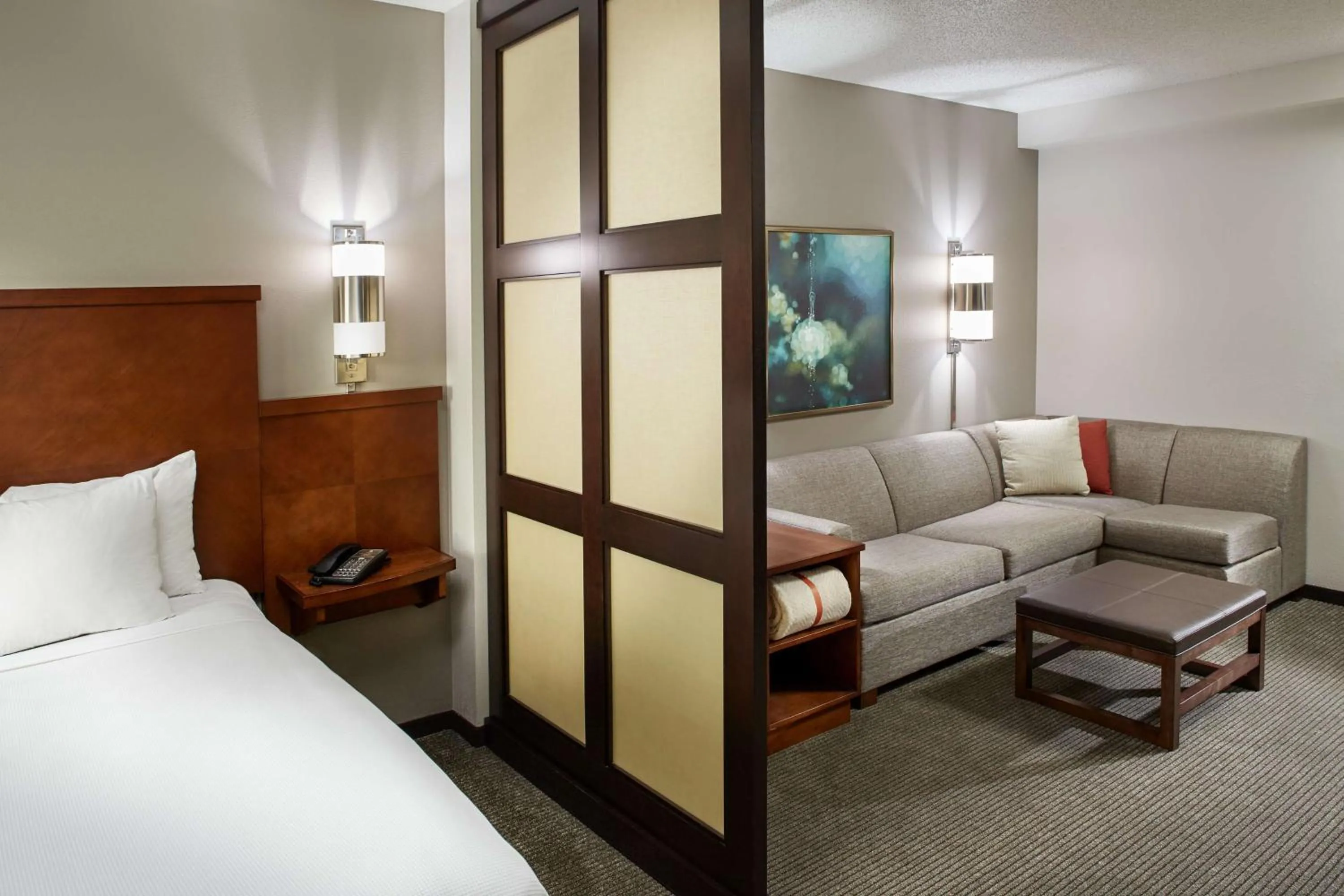 Queen Room with Two Queen Beds, Sofa Bed and Accessible Tub in Hyatt Place Grand Rapids South