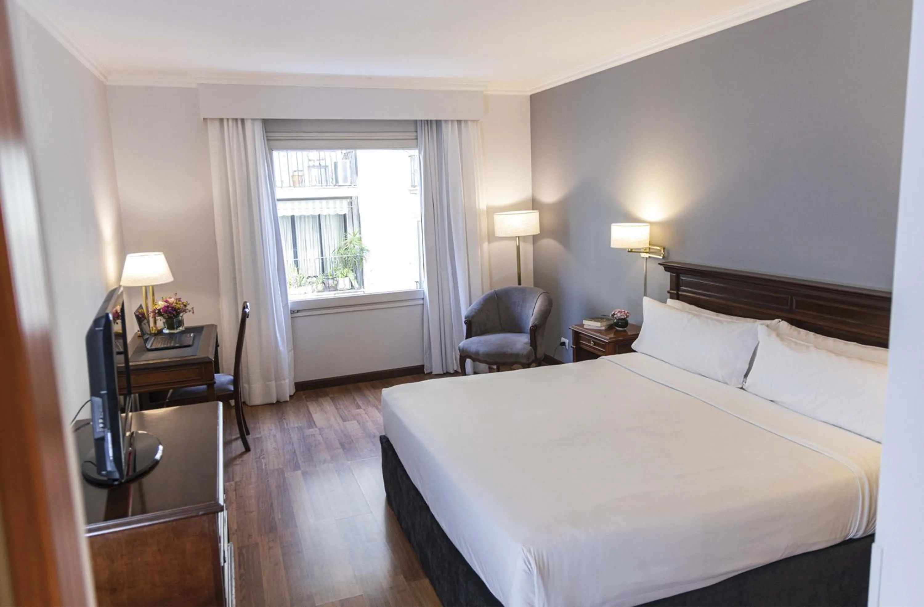 Deluxe Double Room in Cyan Américas Towers Hotel