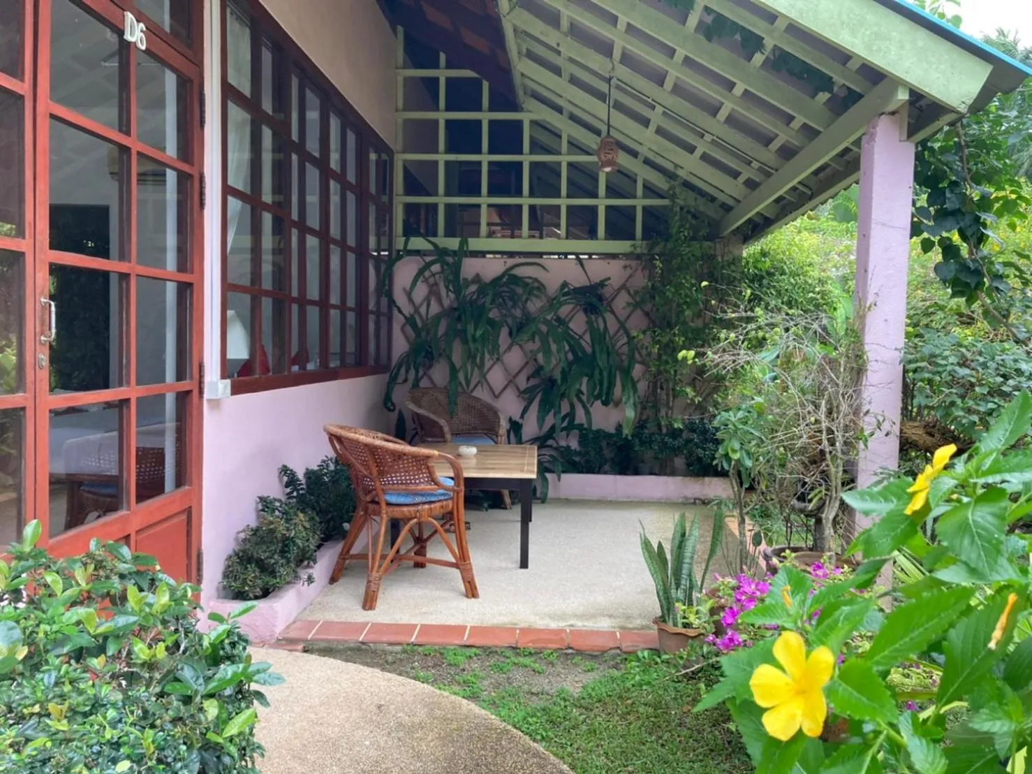 Deluxe double or twin garden room D in Ekman Garden Resort