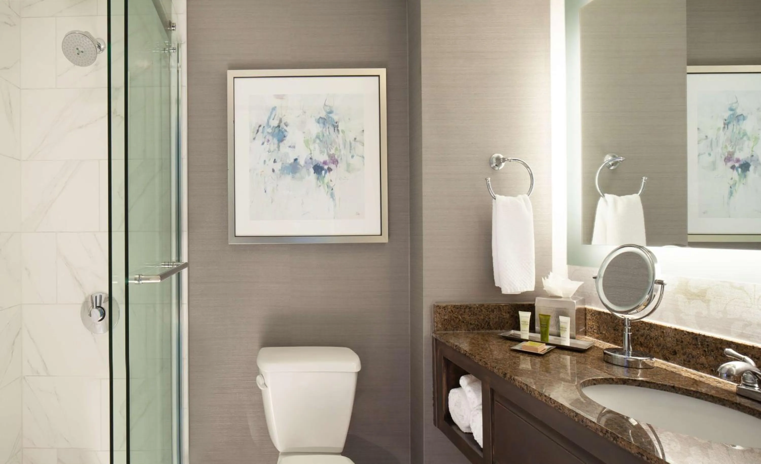 King Room in Hilton Atlanta/Marietta Hotel & Conference Center