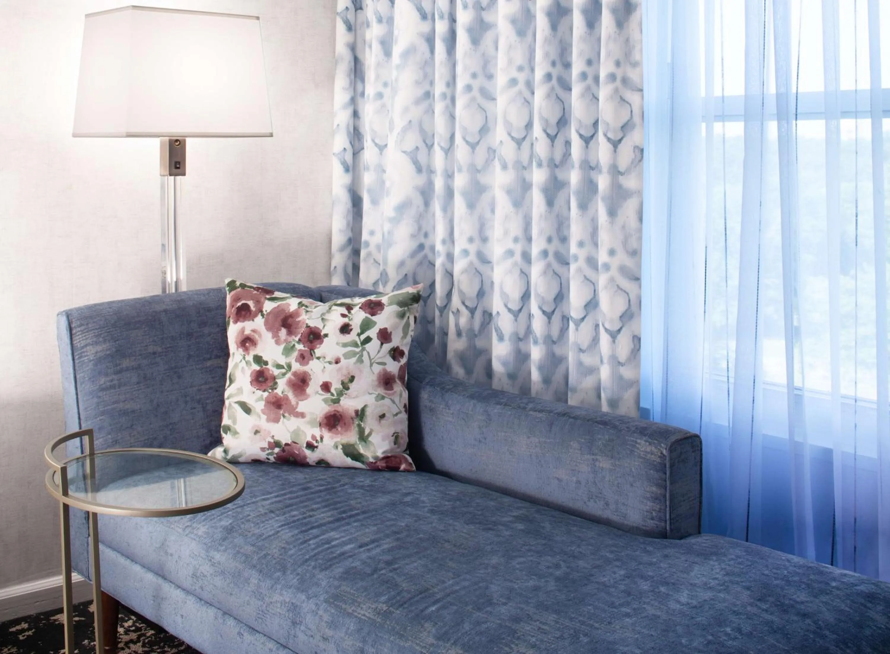 King Room with Golf View in Hilton Atlanta/Marietta Hotel & Conference Center