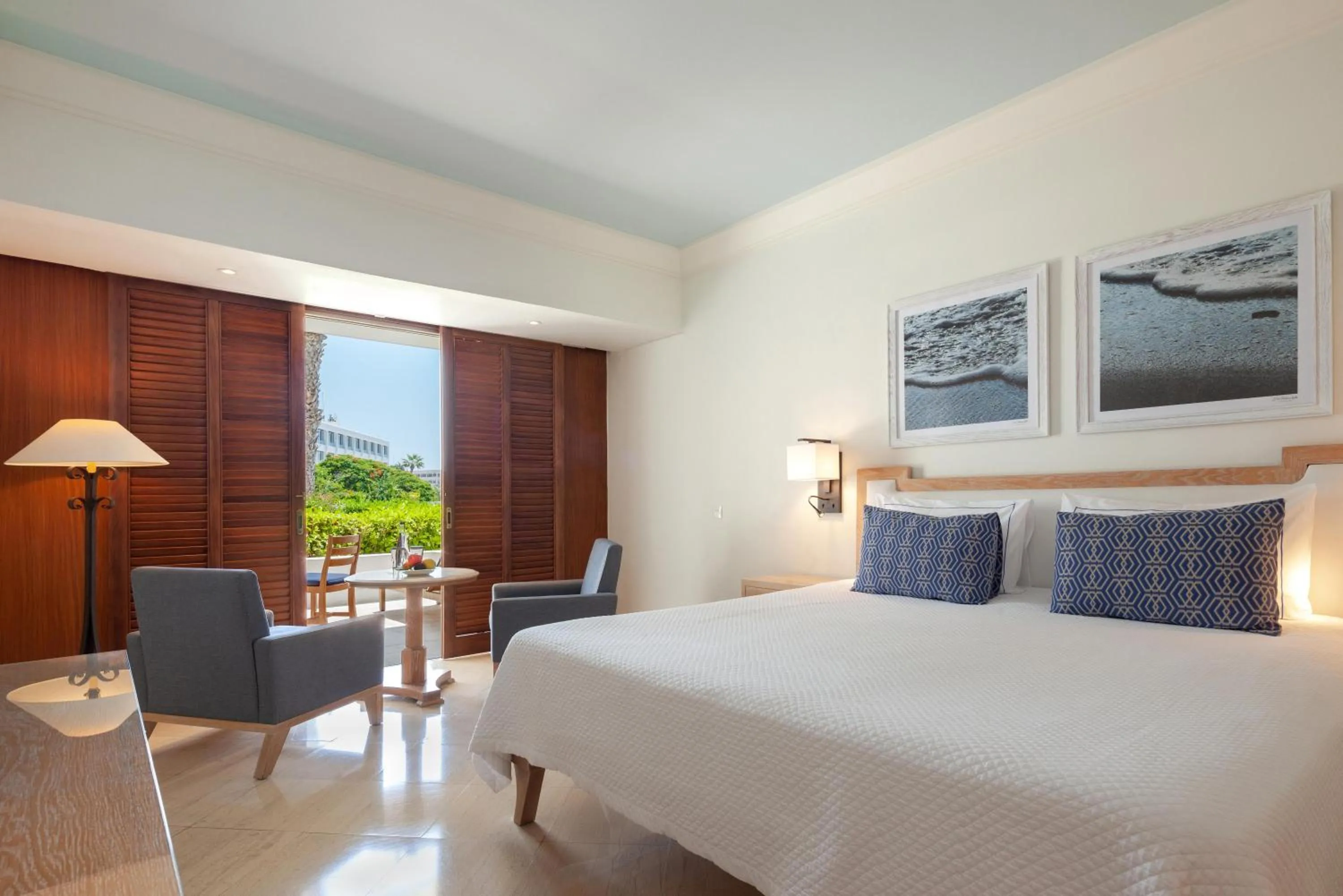 Terrace Garden View Room in Annabelle