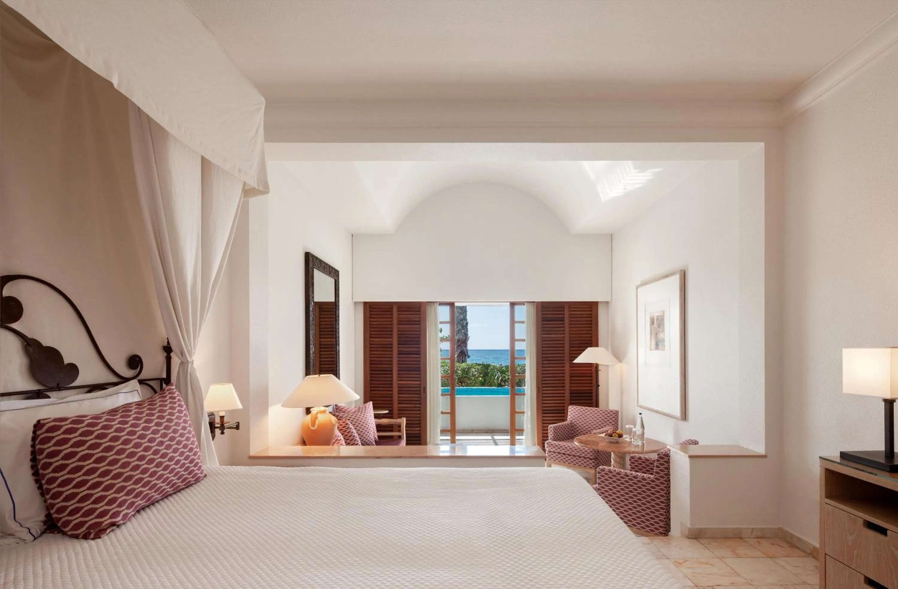 Garden Studio with Whirlpool in Annabelle