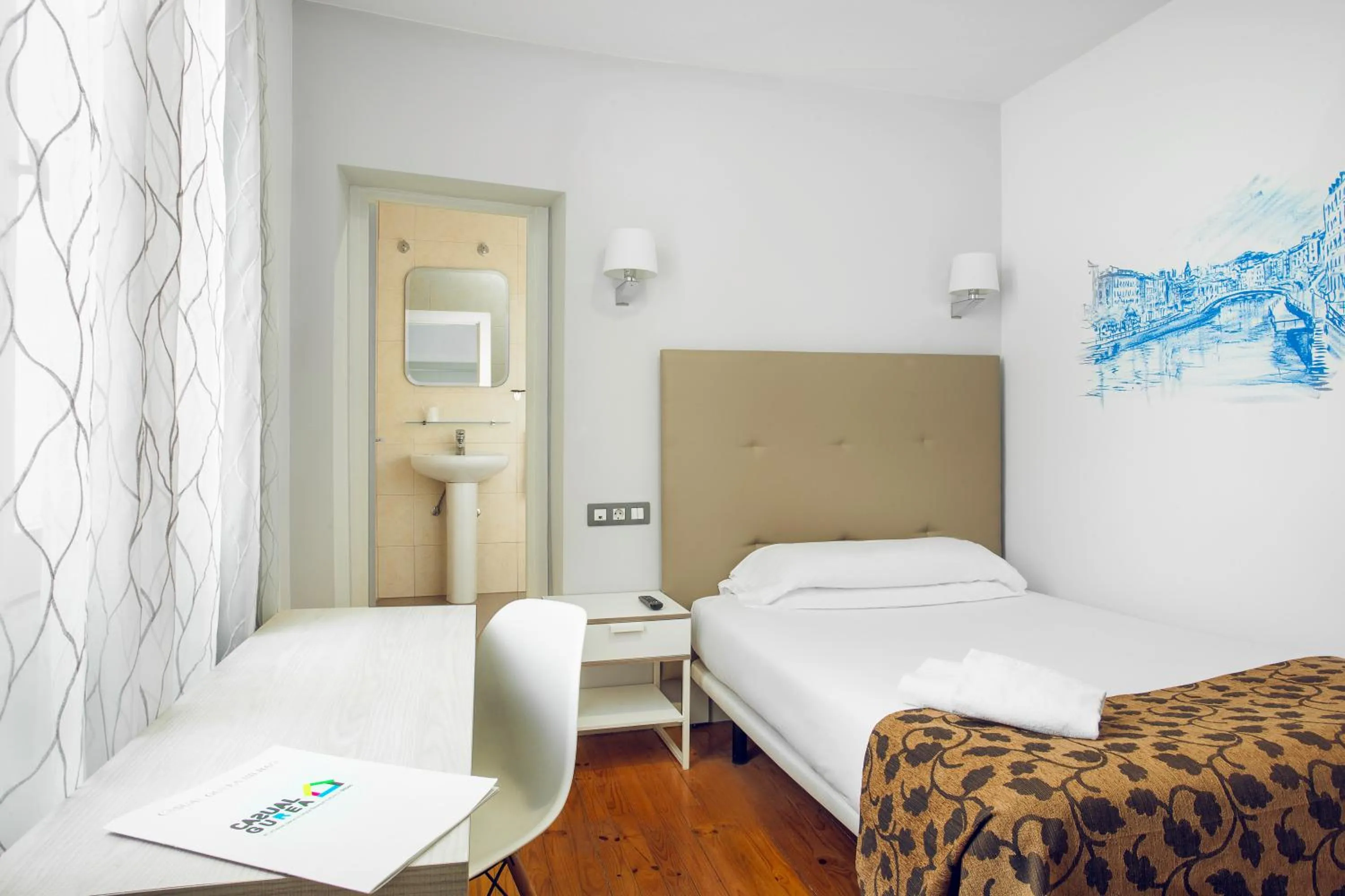 Single Room in Casual Gurea