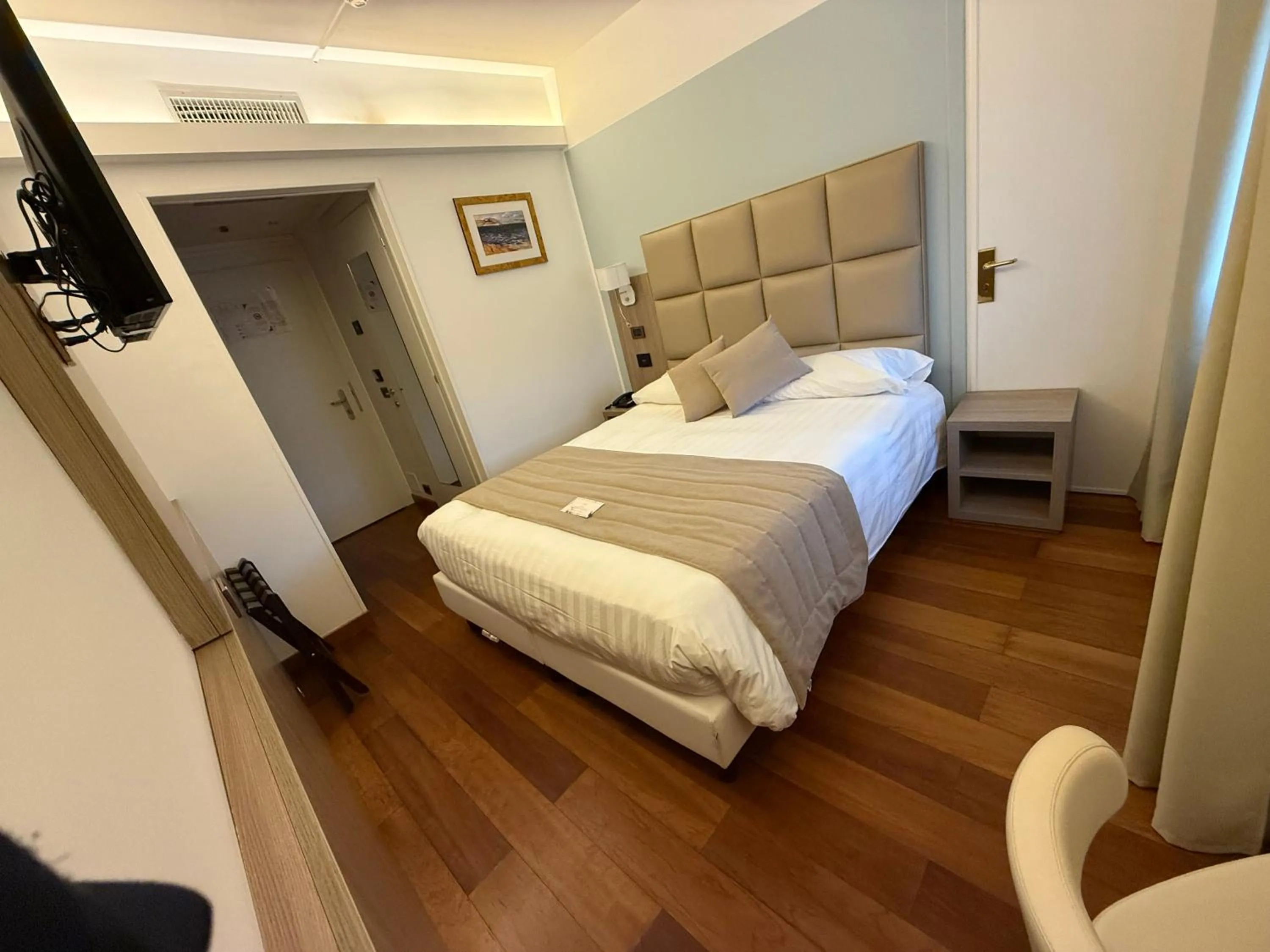 Economy Single Room with Hill View in Hotel Parigi & Spa