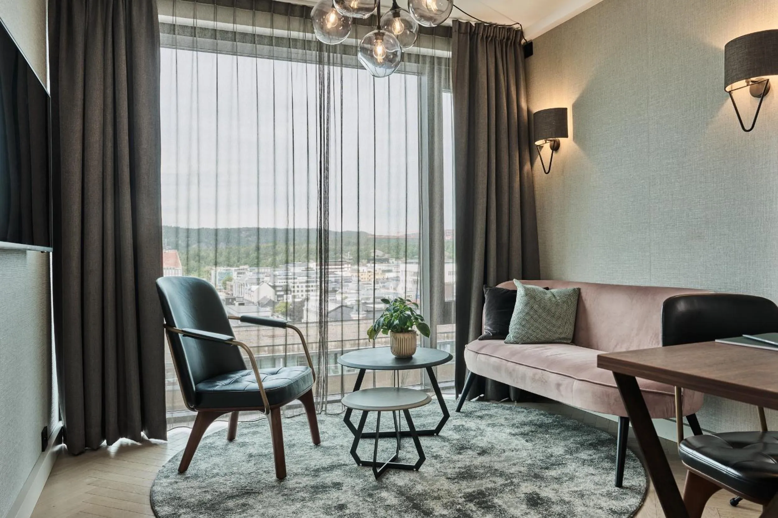 Business Class Room with Harbor View in Radisson Blu Caledonien Hotel, Kristiansand