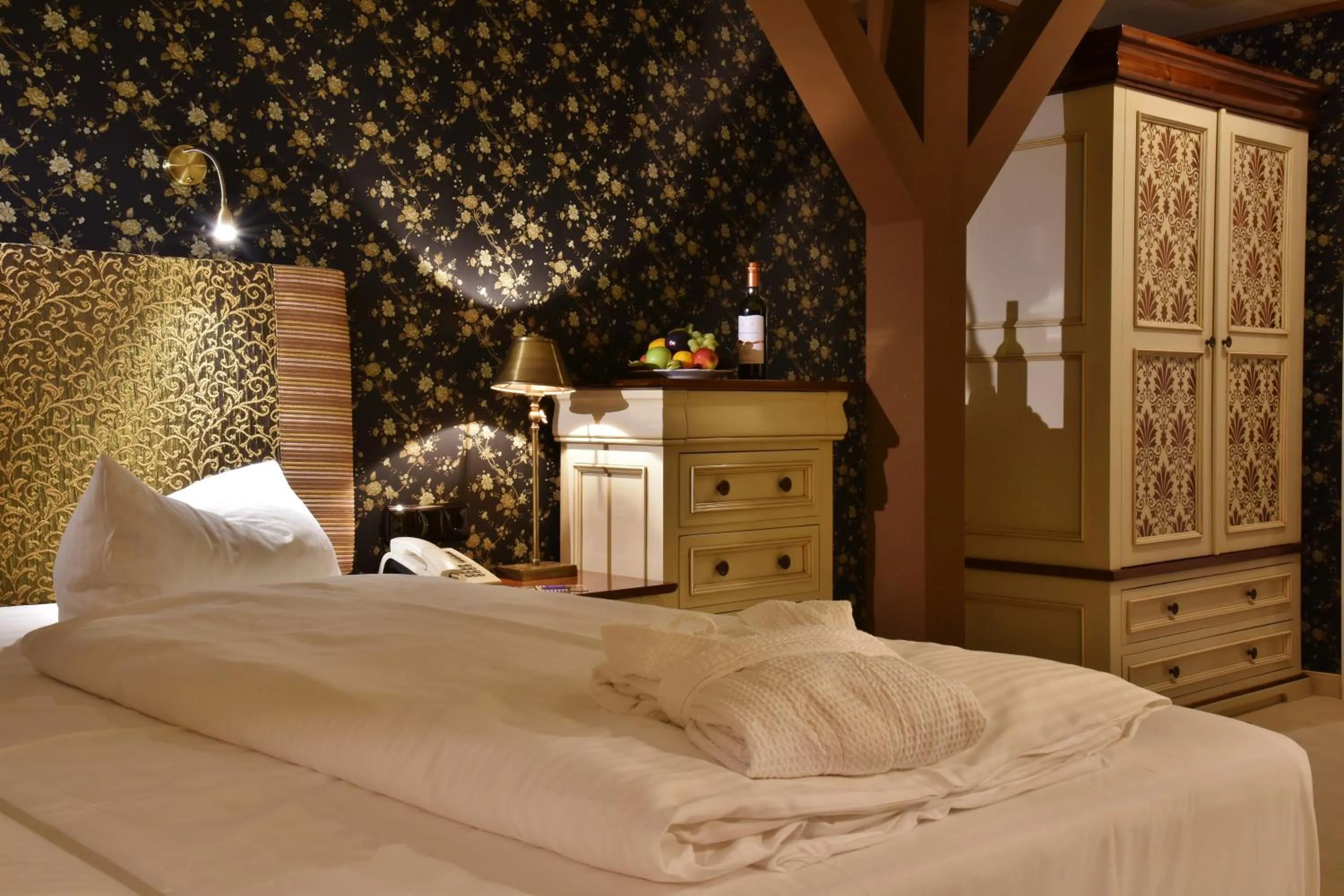 Business Double or Twin Room - single occupancy in Myer's Hotel Berlin