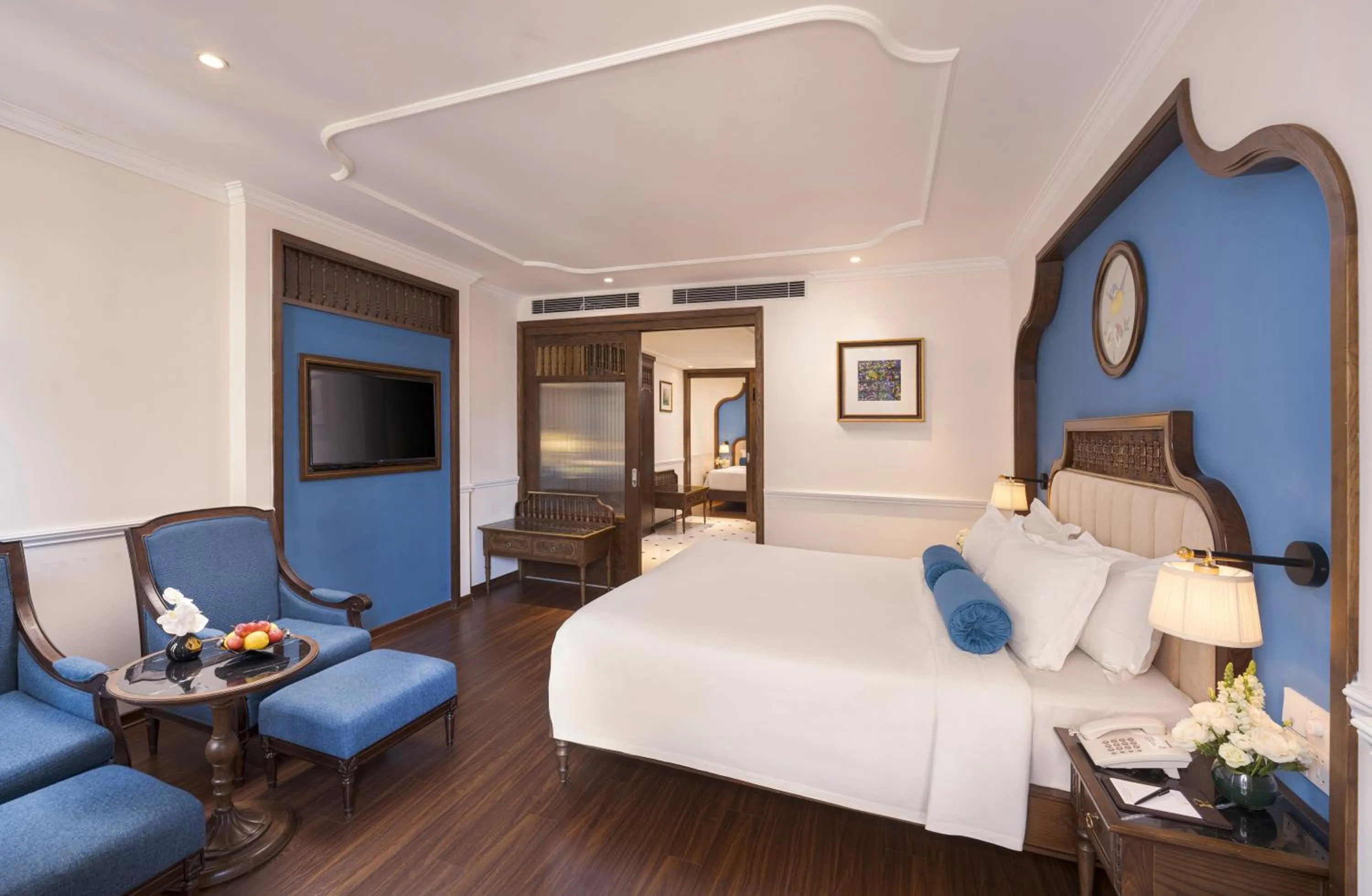 Executive Family with Balcony in Hanoi Tirant Hotel