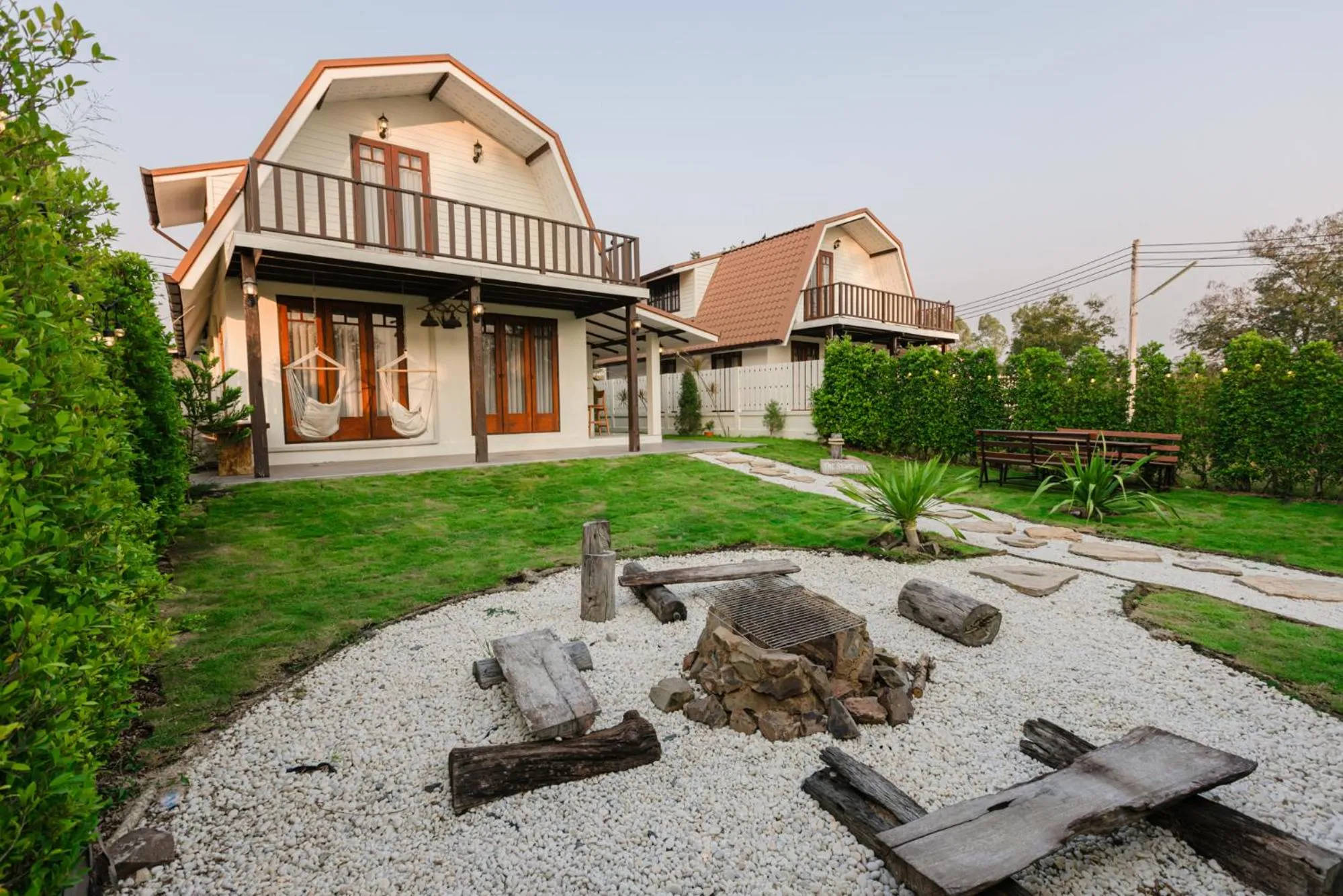 Three-Bedroom House in 60s Town