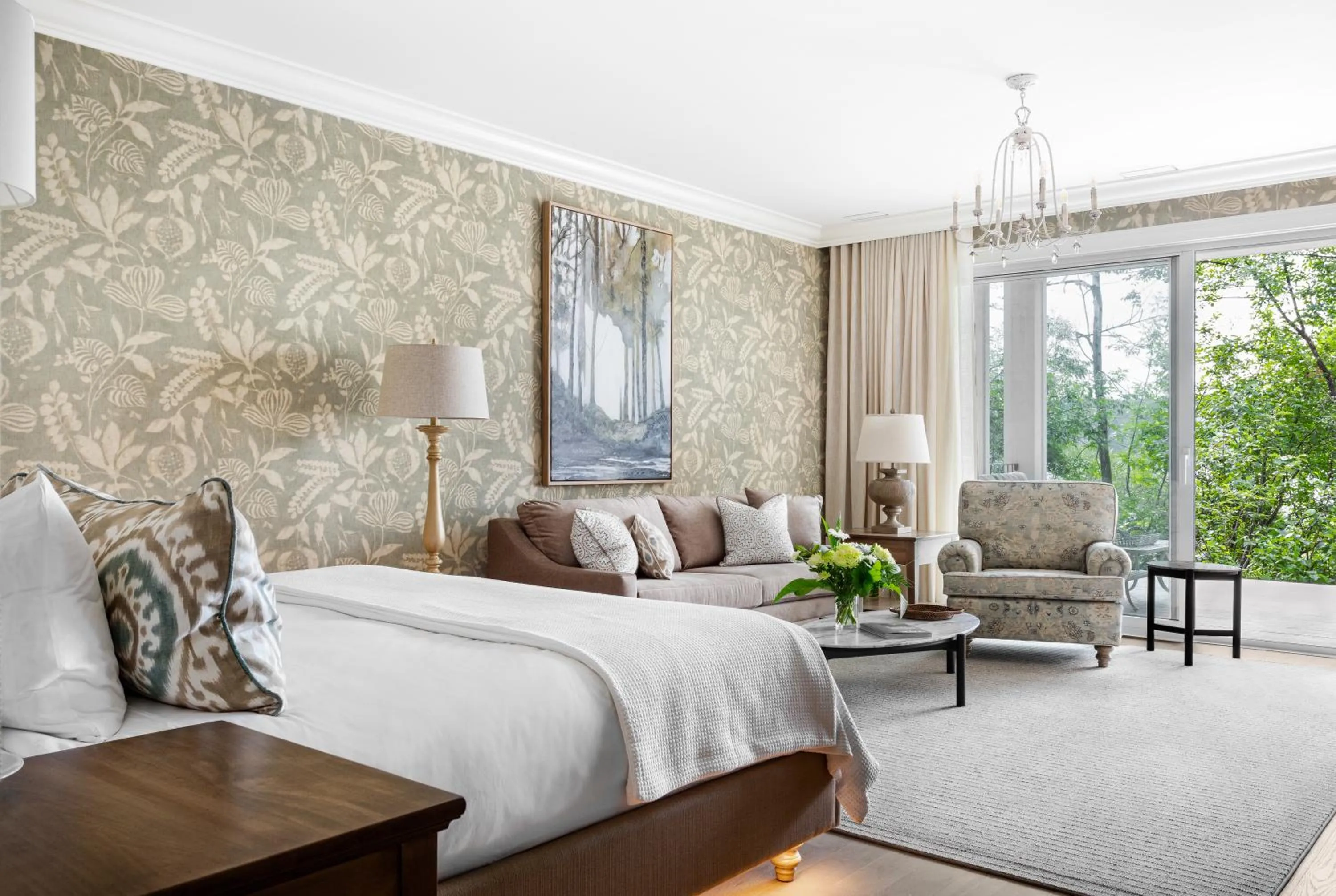 Quadruple Room in Manoir Hovey, Relais & Châteaux