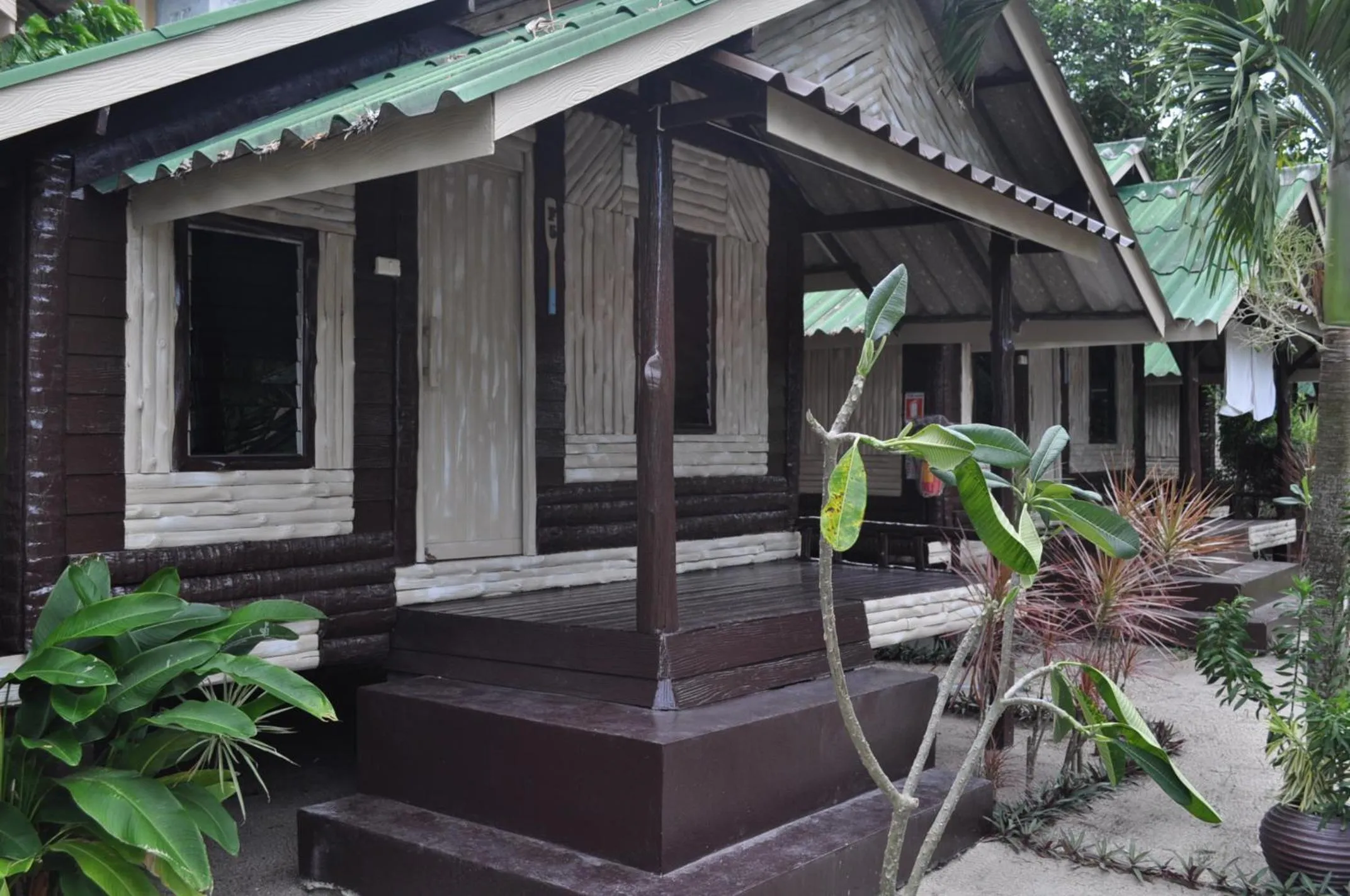 Standard Bungalow with Fan in Phangan Beach Resort