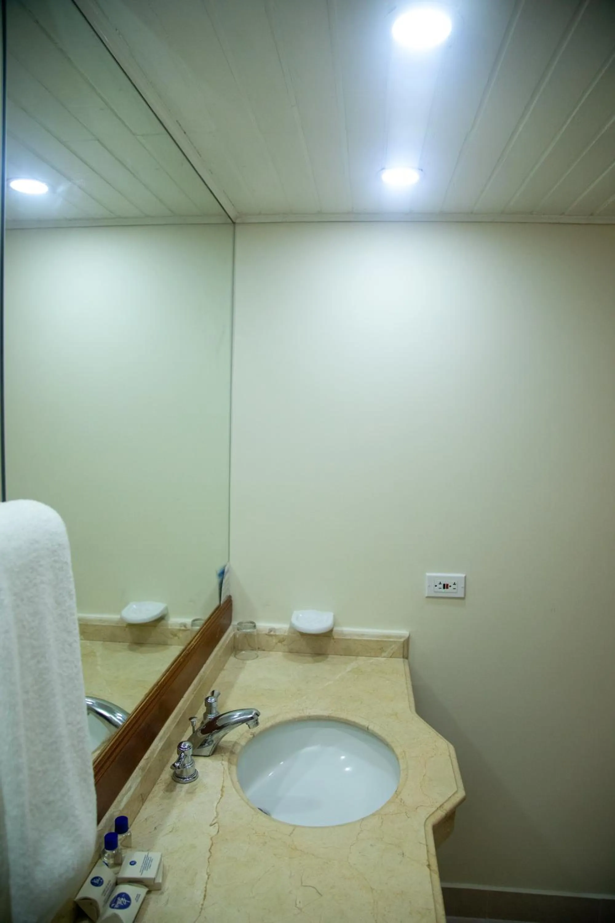 Standard Double Room in Hotel Bahia Cartagena