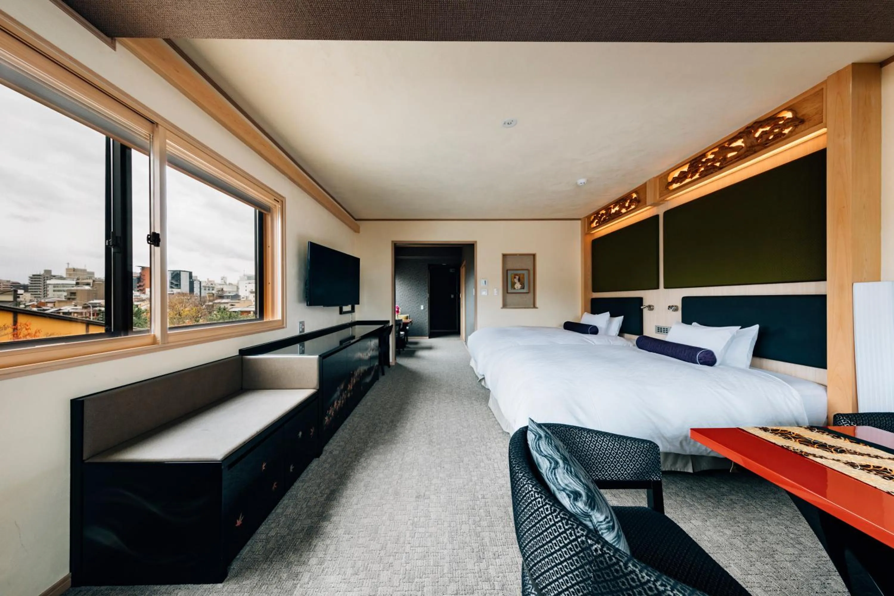 Corner Premium Twin Room with City View in Hotel Alza Kyoto