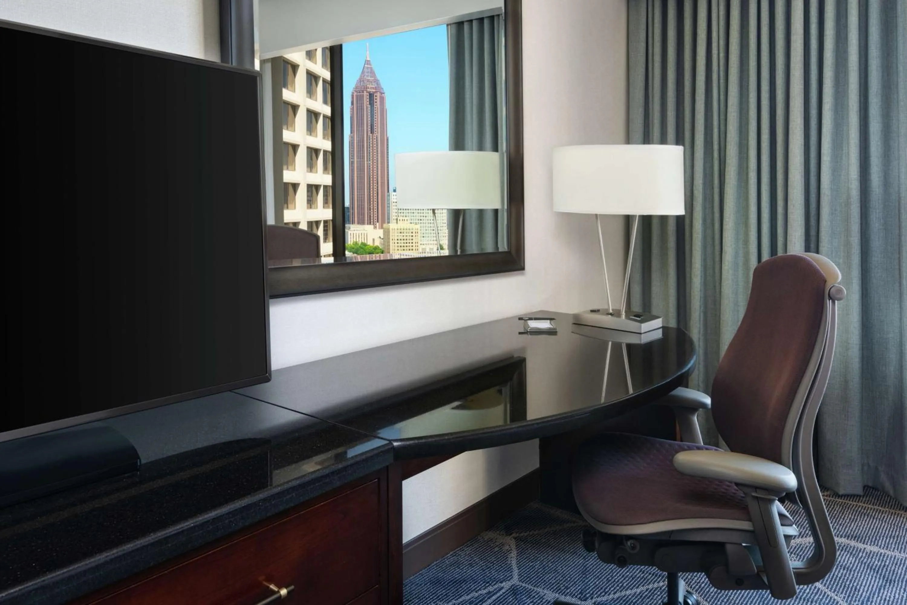 Double Room with City View in Hilton Atlanta