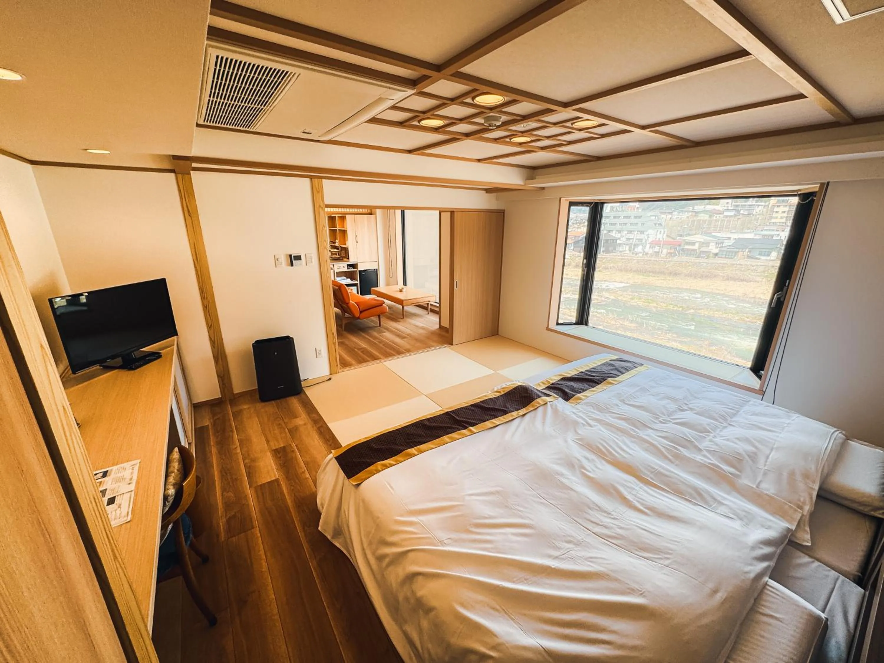 Twin Room with Shower in Aburaya Tousen