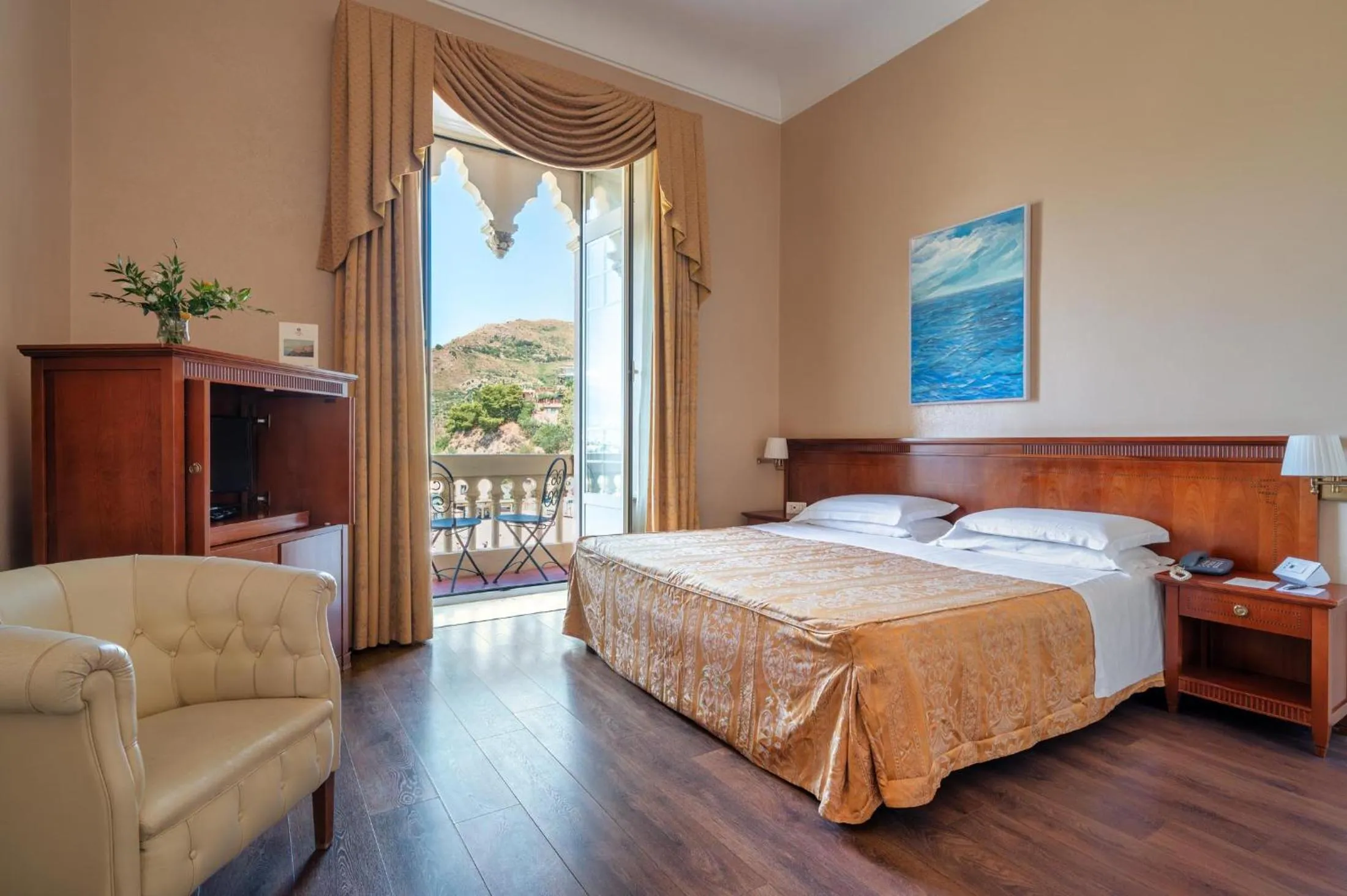 Deluxe Double or Twin Room with Balcony and Etna View in Excelsior Palace Hotel